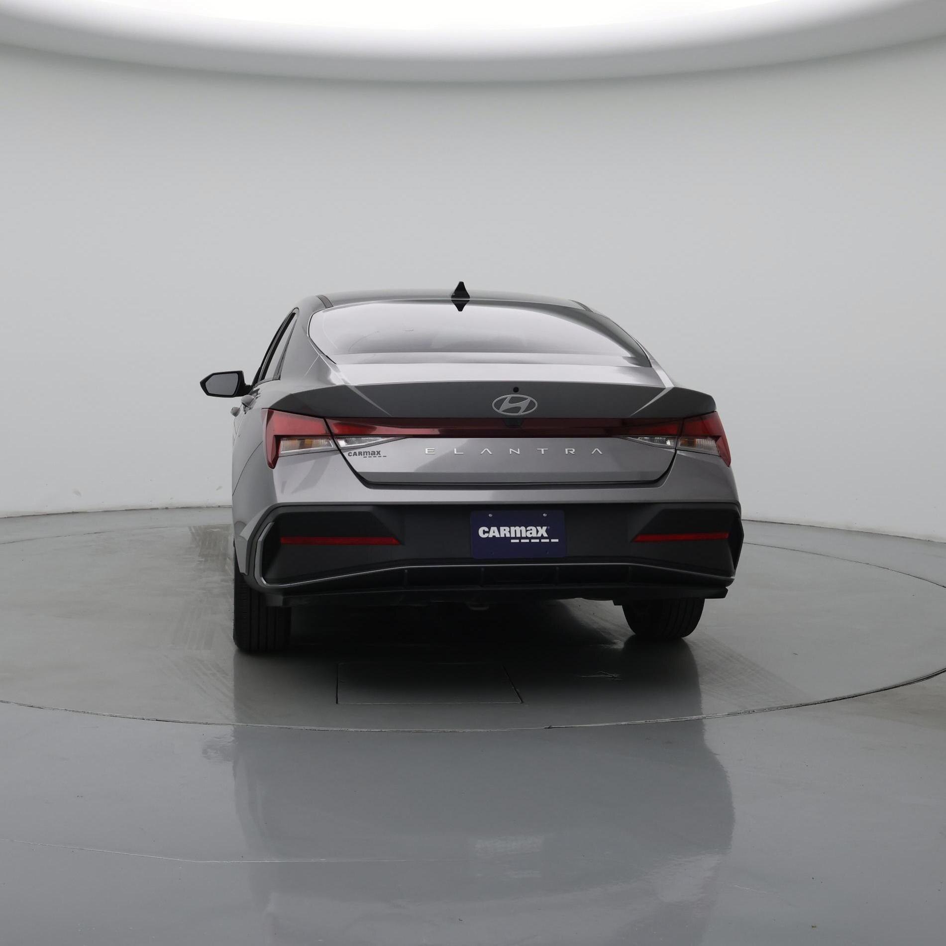 Thumbnail: 2024 Hyundai Elantra - 6