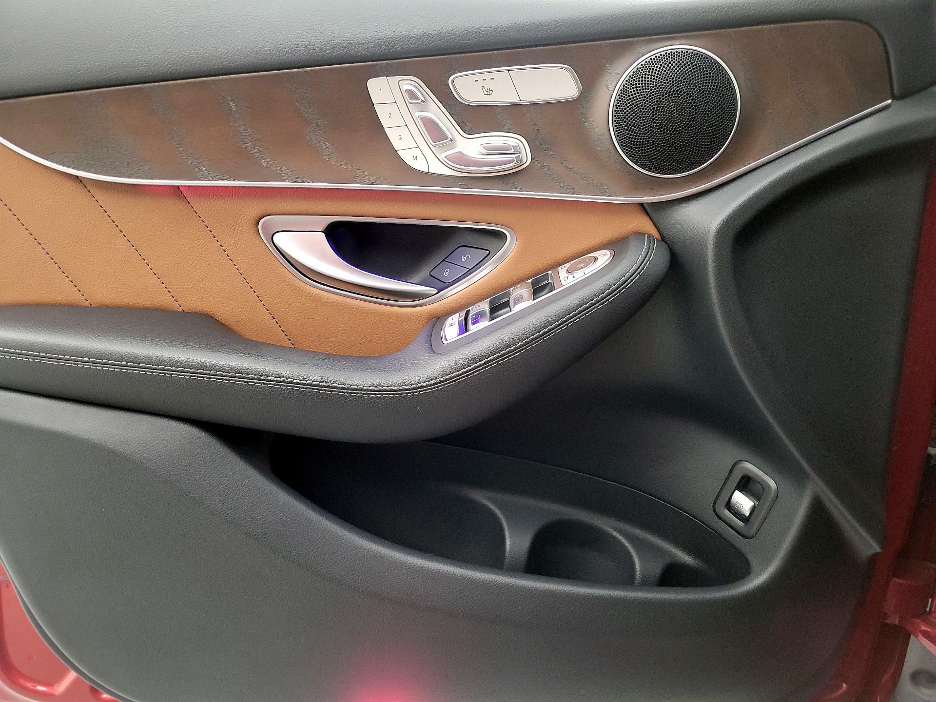 Thumbnail: 2021 Mercedes-Benz GLC - 12