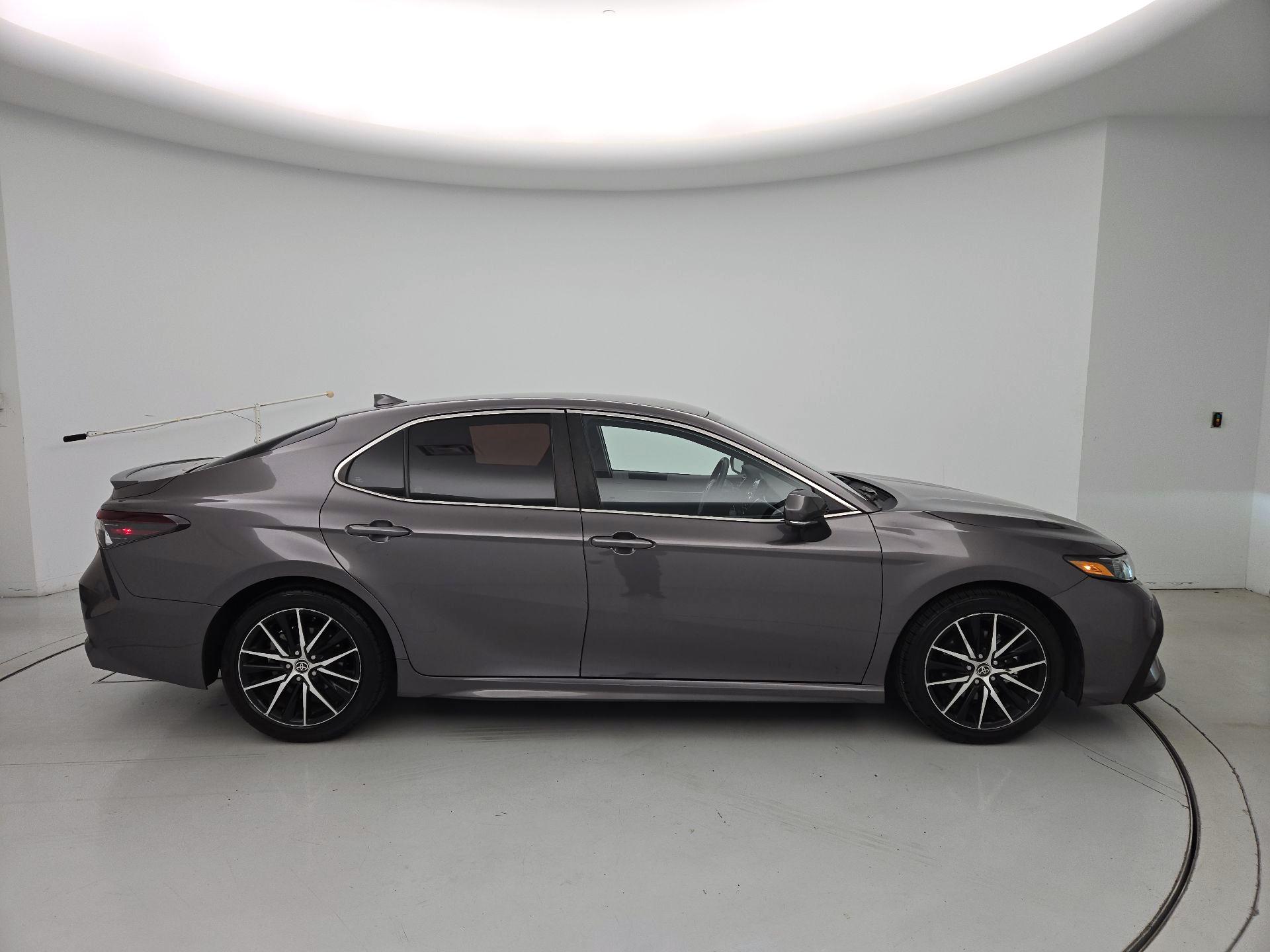 Thumbnail: 2023 Toyota Camry - 4