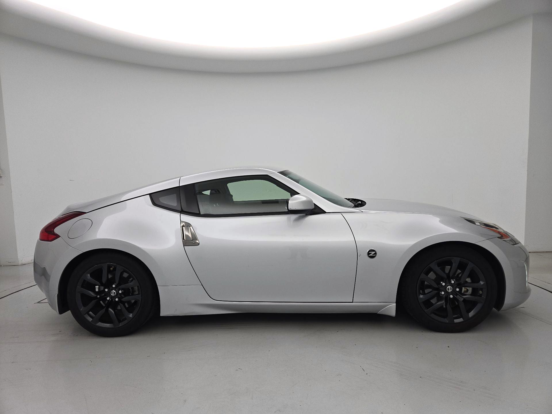 Thumbnail: 2019 Nissan Z - 4