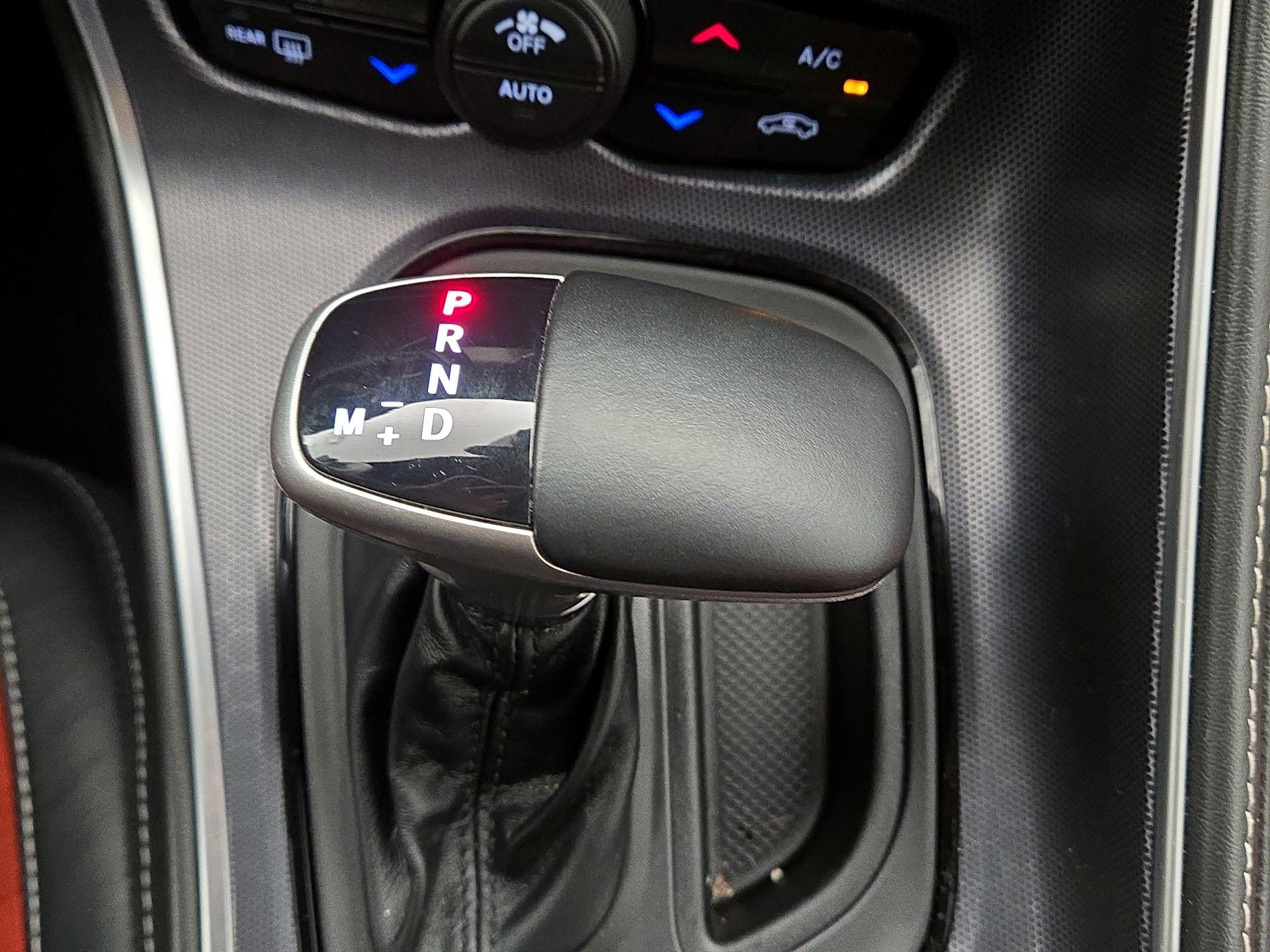 Thumbnail: 2015 Dodge Challenger - 16