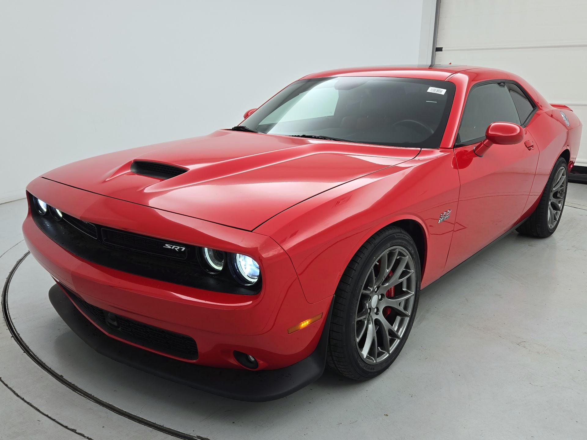 Thumbnail: 2015 Dodge Challenger - 3