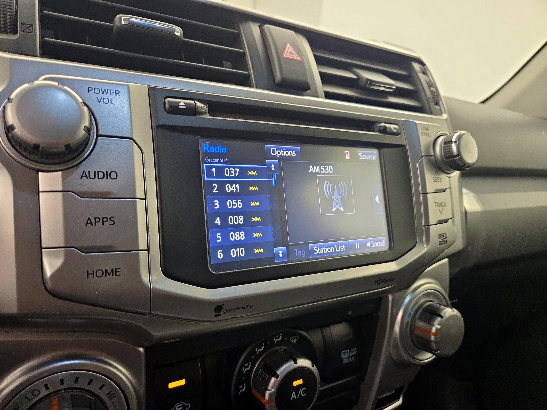 Thumbnail: 2014 Toyota 4Runner - 16