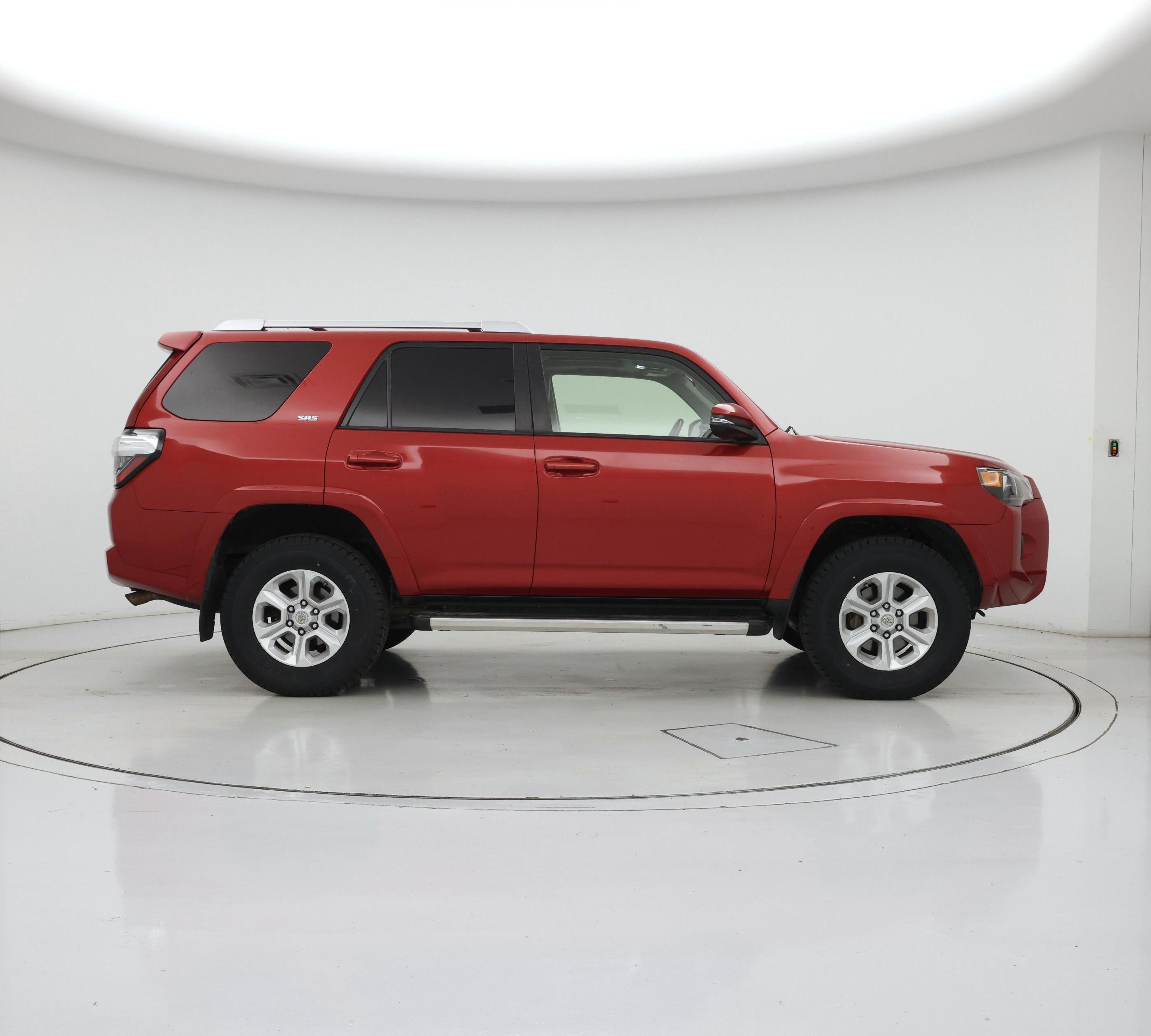 Thumbnail: 2014 Toyota 4Runner - 7