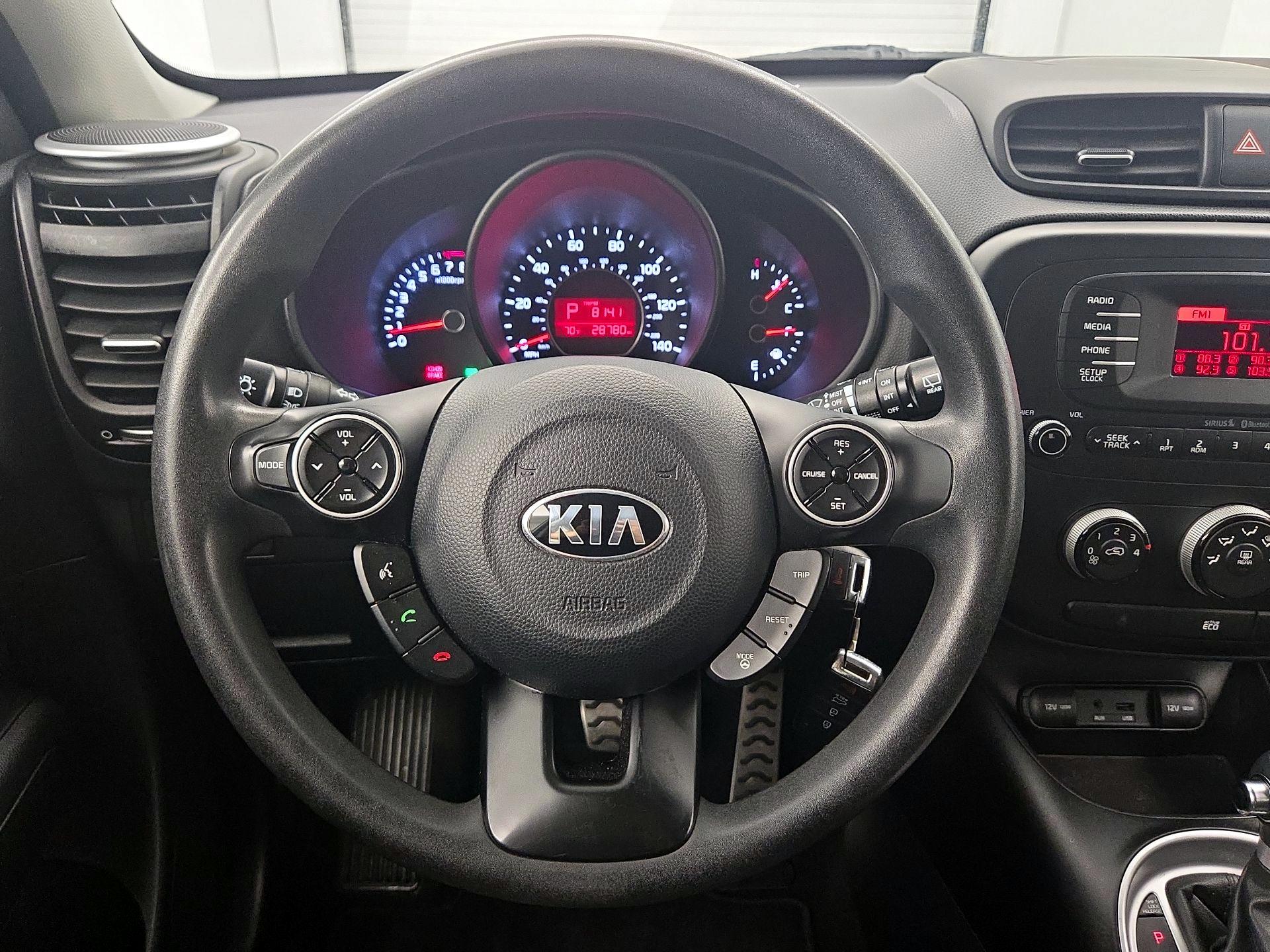Thumbnail: 2015 Kia Soul - 10