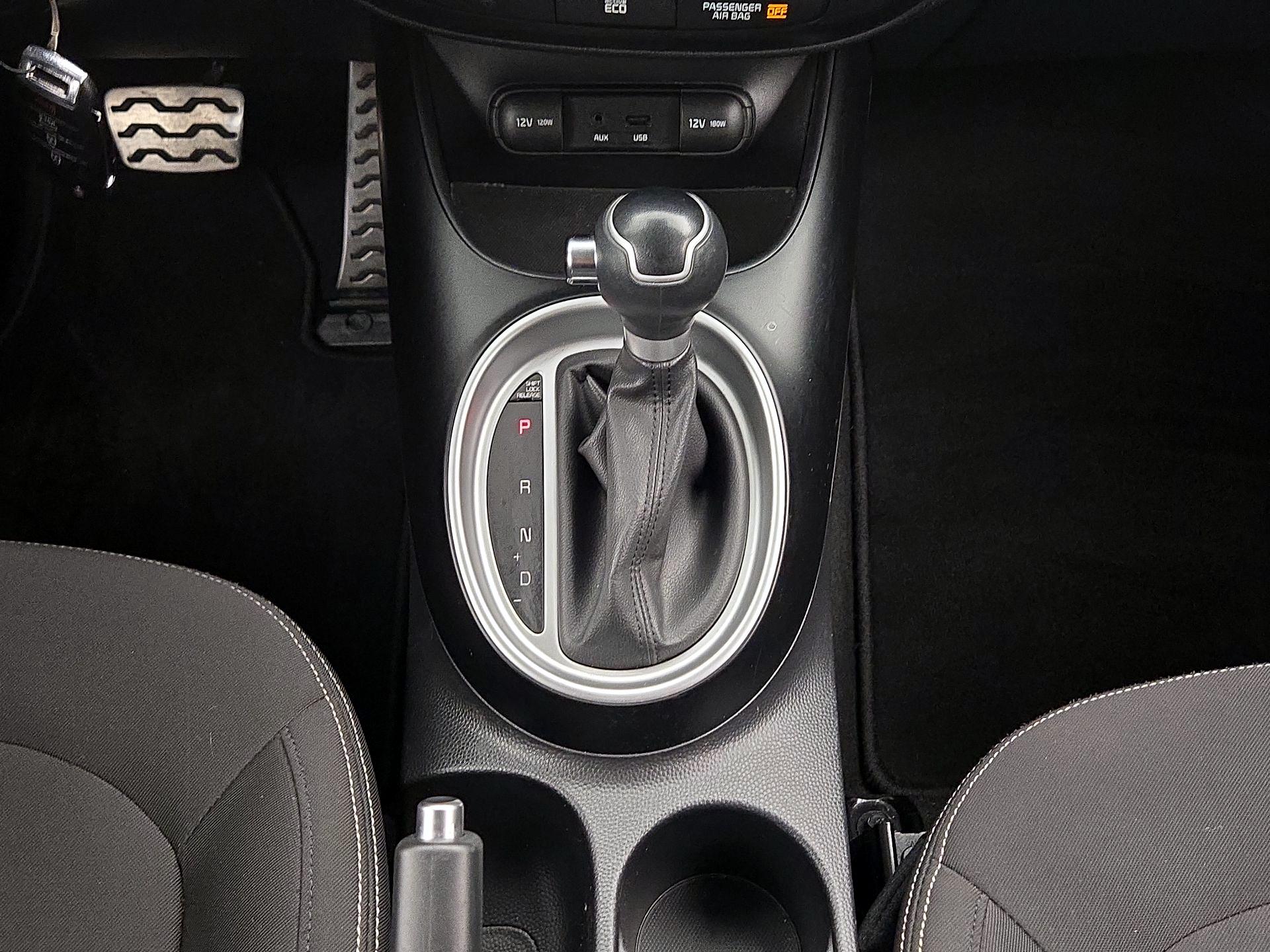 Thumbnail: 2015 Kia Soul - 16