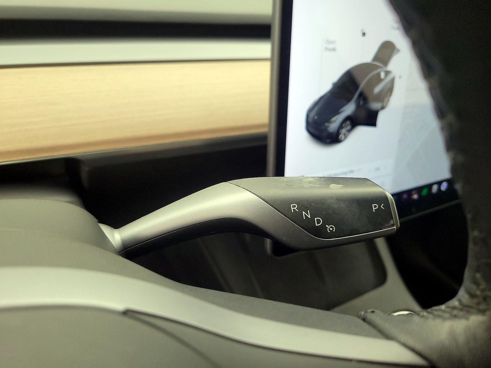 2021 Tesla Model Y Long Range - Photo 18