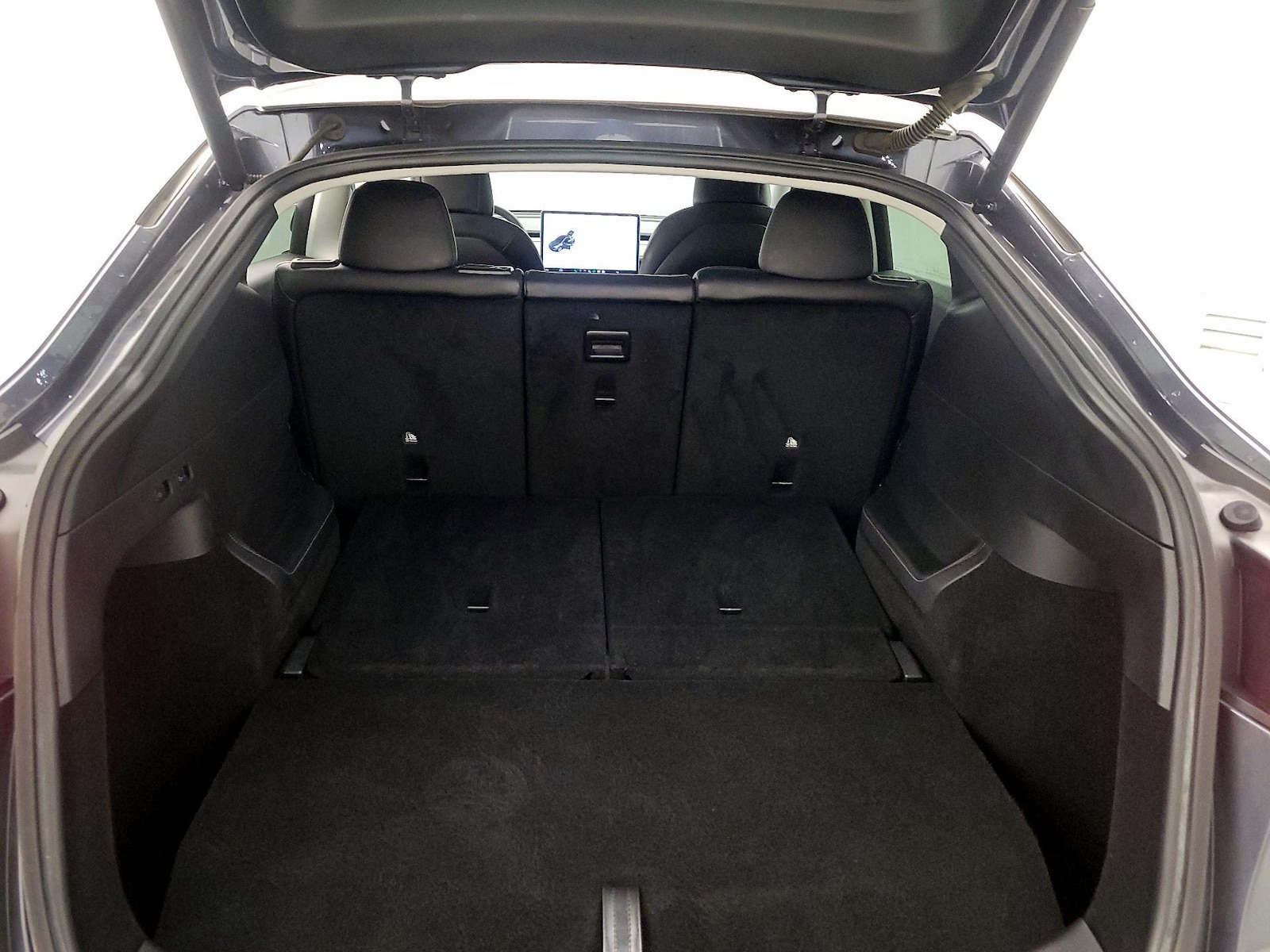 2021 Tesla Model Y Long Range - Photo 23