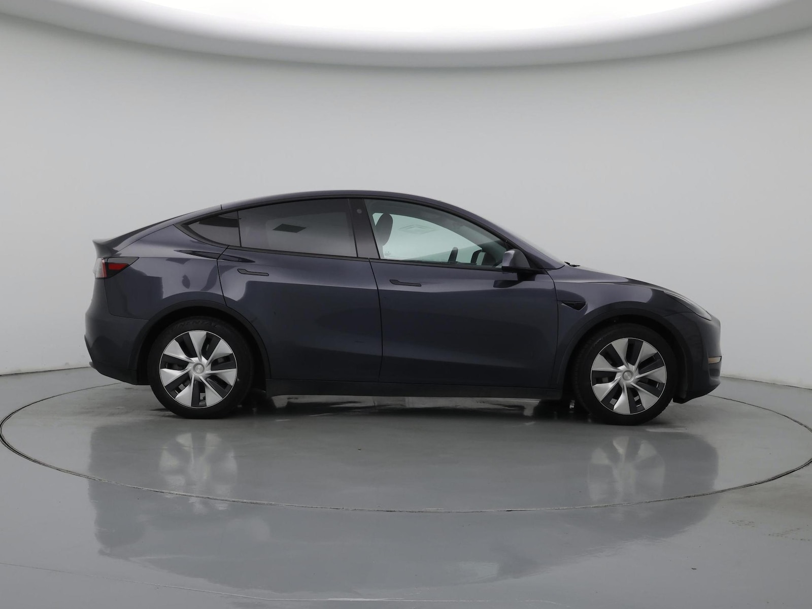 2021 Tesla Model Y Long Range - Photo 8
