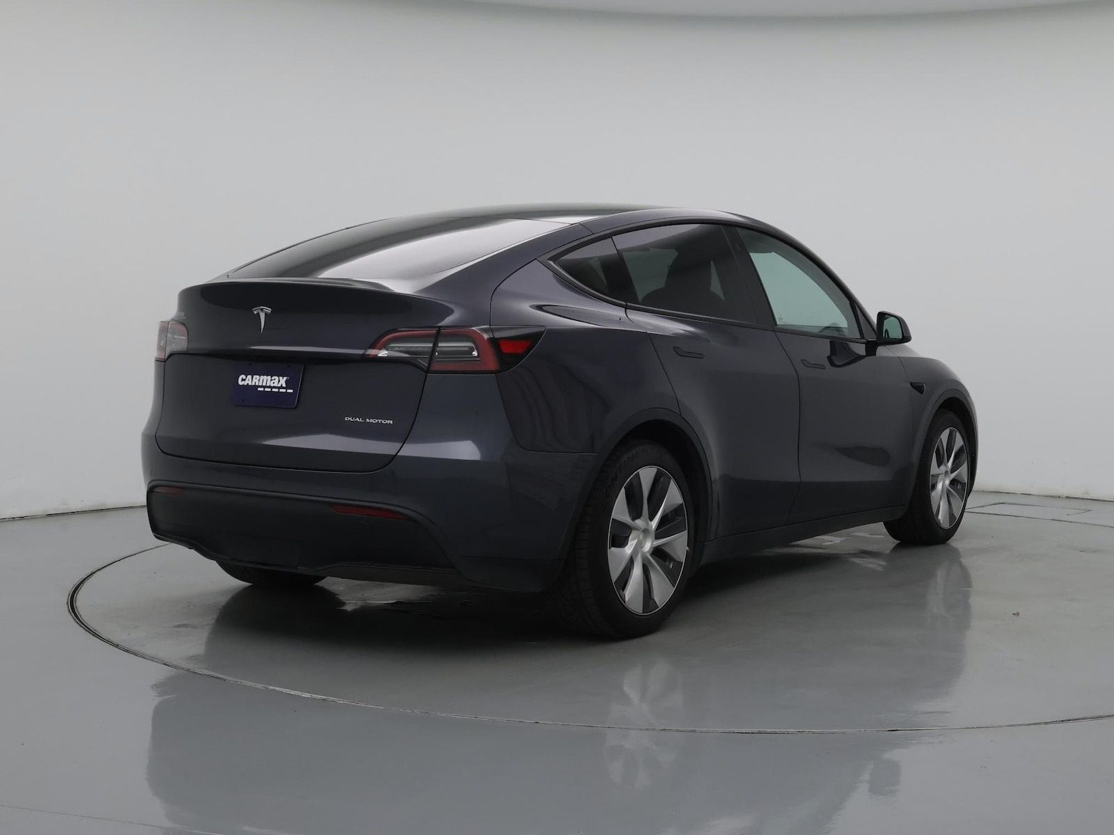 2021 Tesla Model Y Long Range - Photo 9