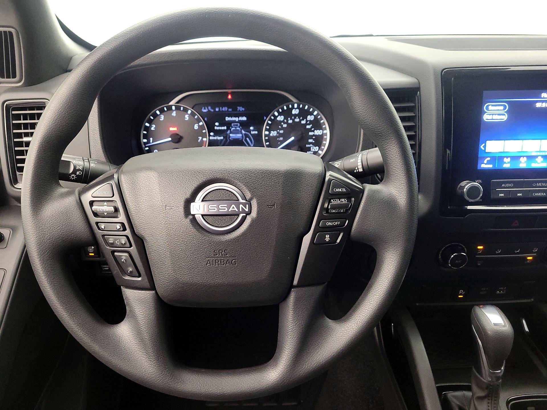 Thumbnail: 2023 Nissan Frontier - 10