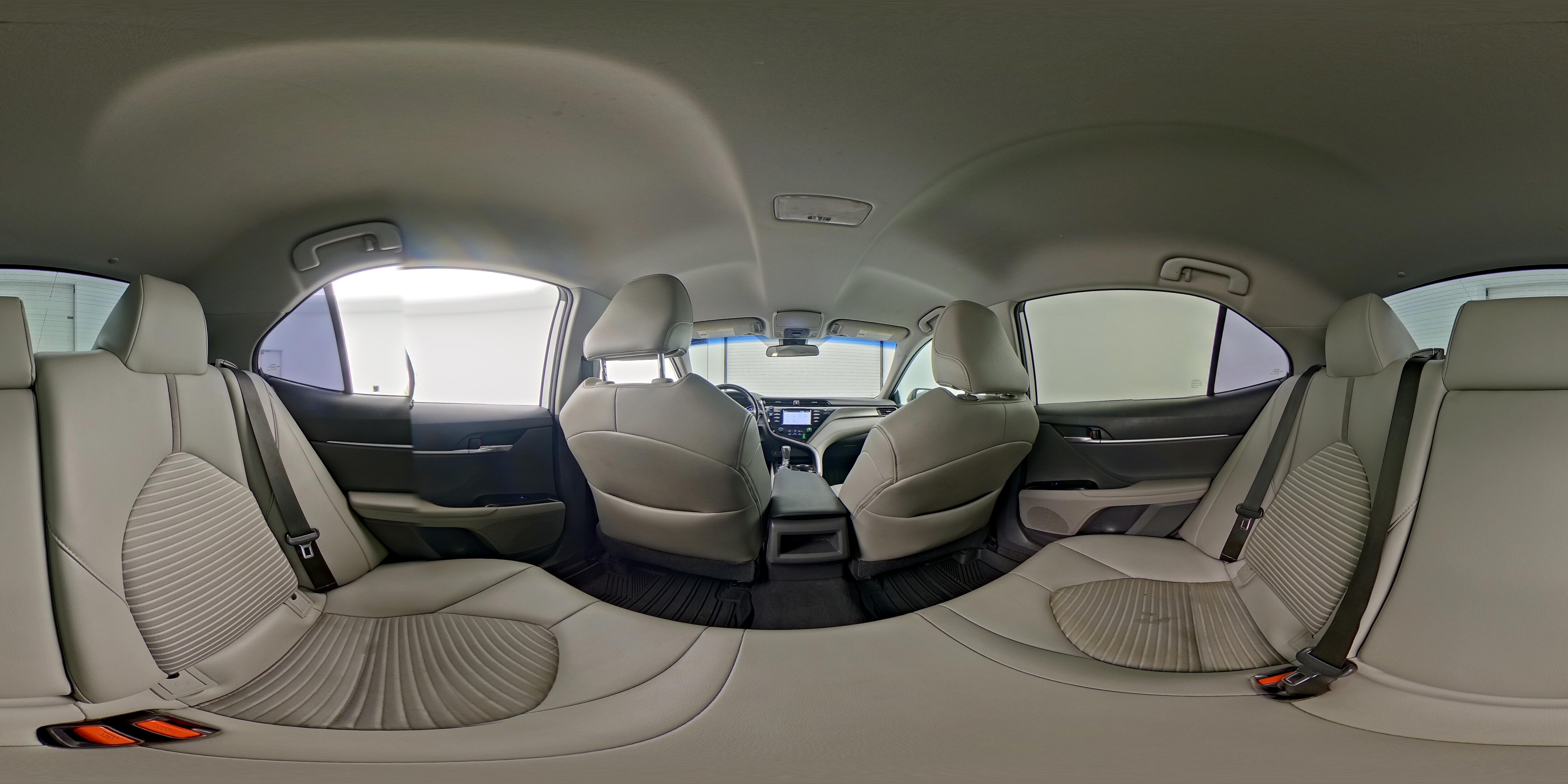 2019 Toyota Camry SE - Photo 23