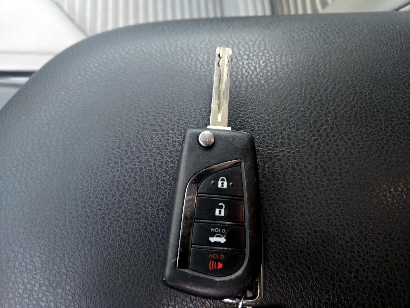 2019 Toyota Camry SE - Photo 21