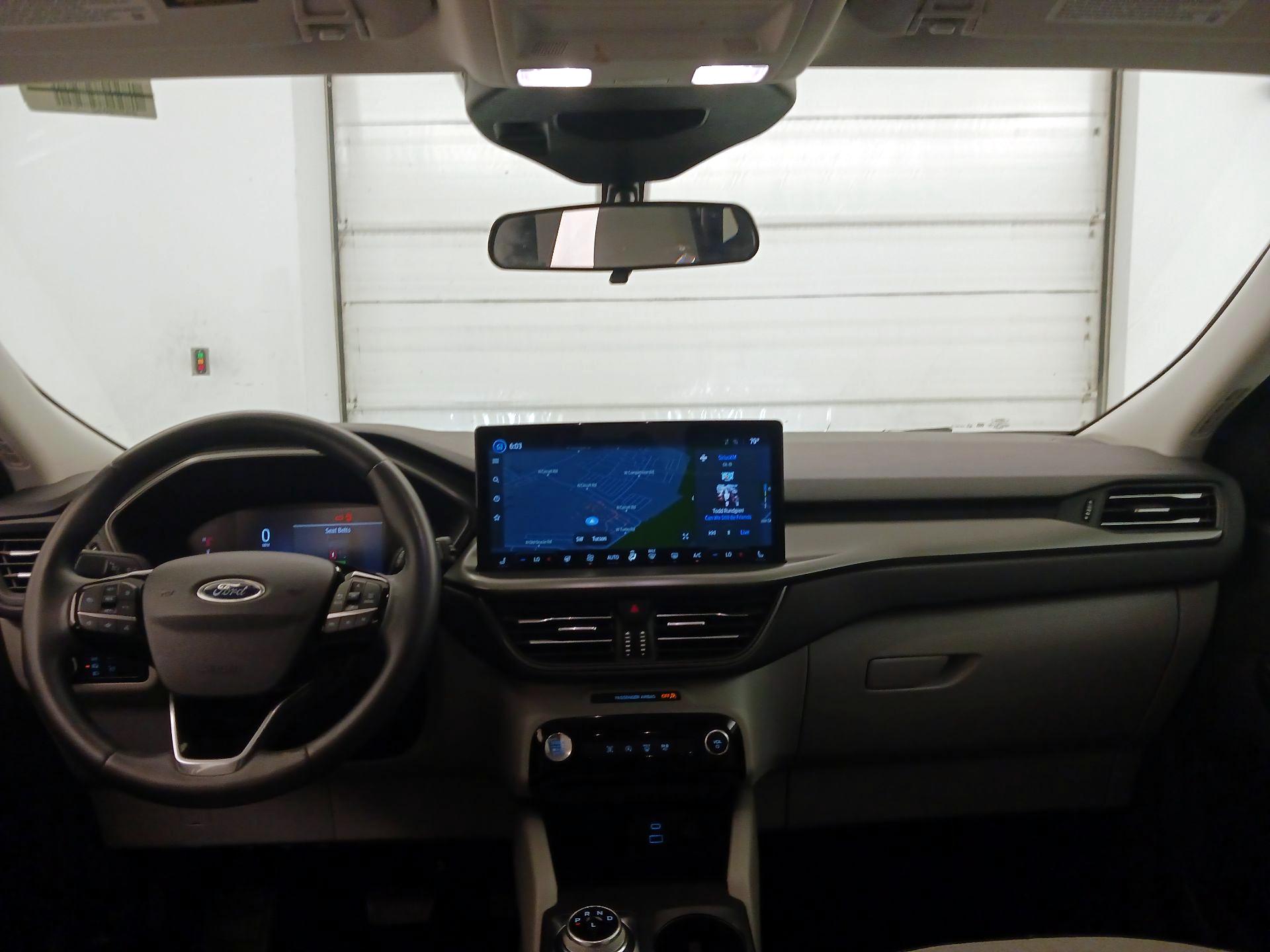 Thumbnail: 2023 Ford Escape - 9