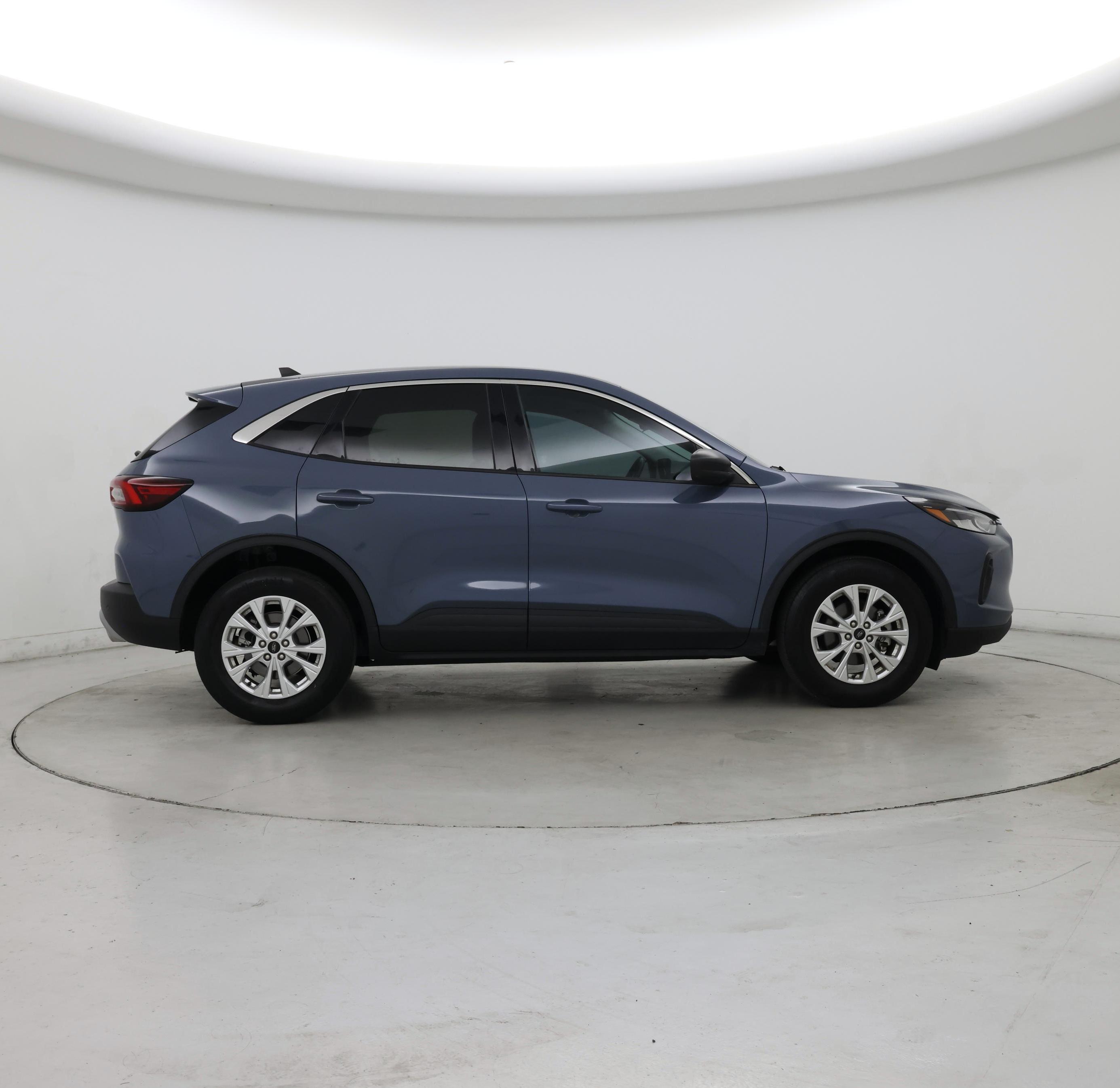Thumbnail: 2023 Ford Escape - 7