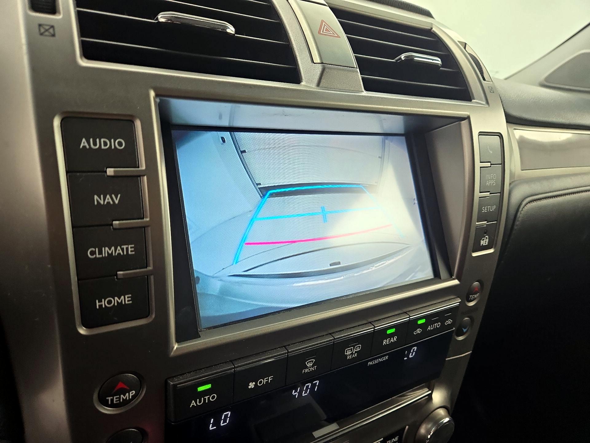 Thumbnail: 2015 Lexus GX - 15