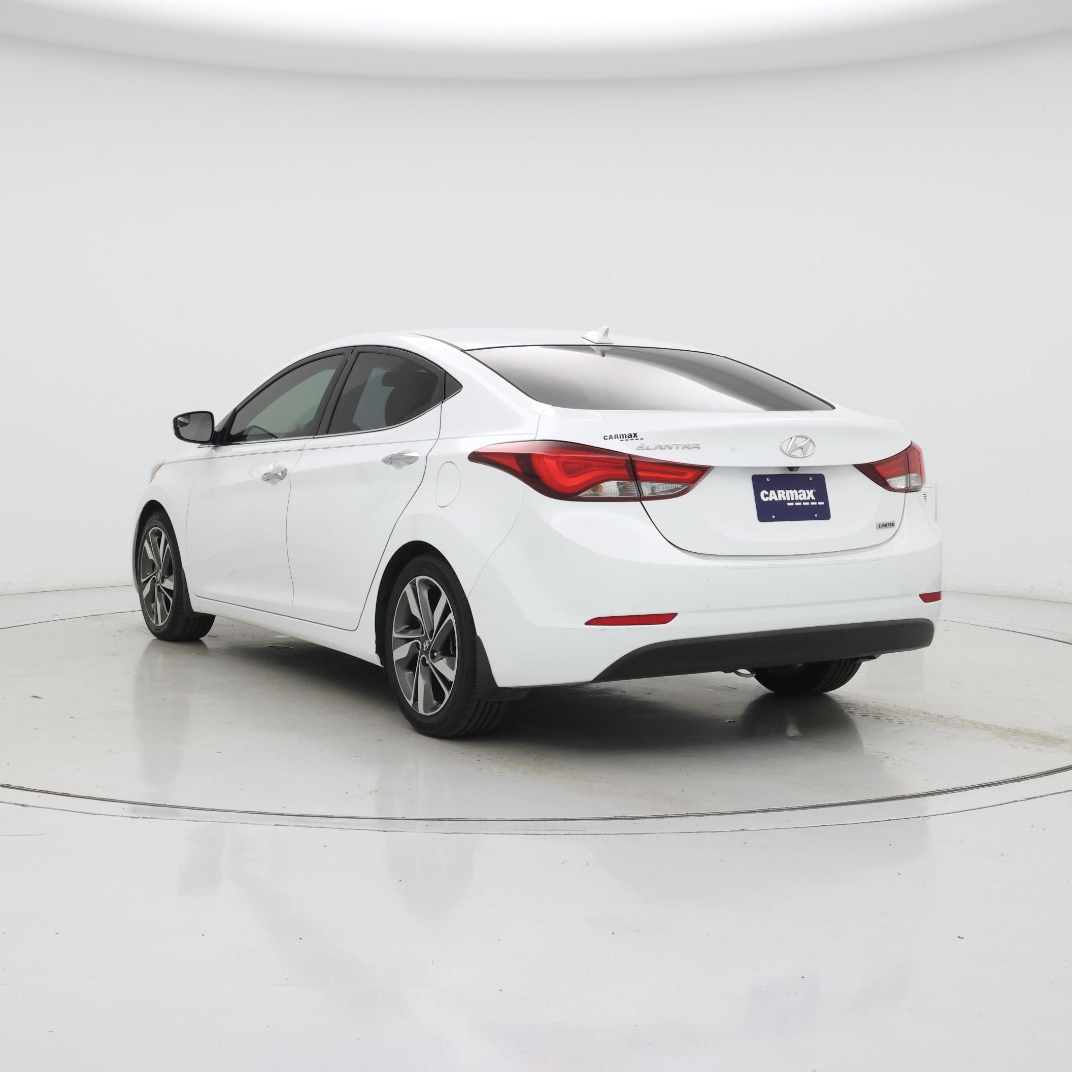 Thumbnail: 2015 Hyundai Elantra - 2