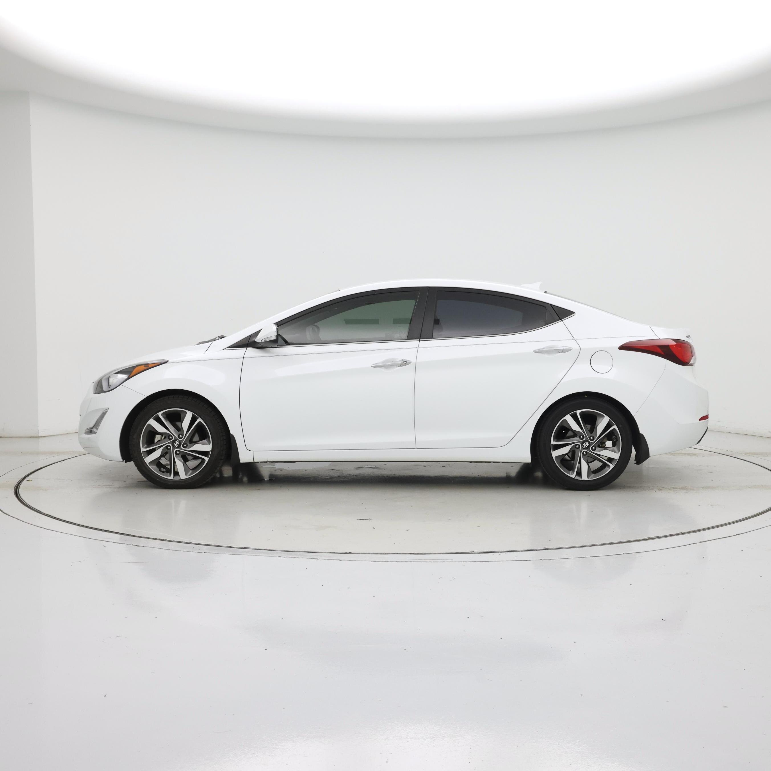 Thumbnail: 2015 Hyundai Elantra - 3