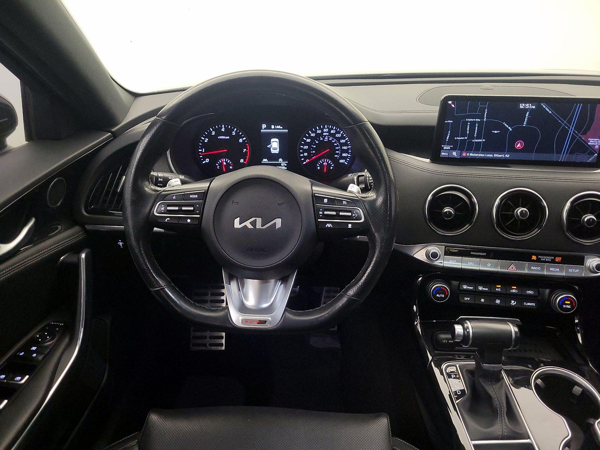 Thumbnail: 2022 Kia Stinger - 10