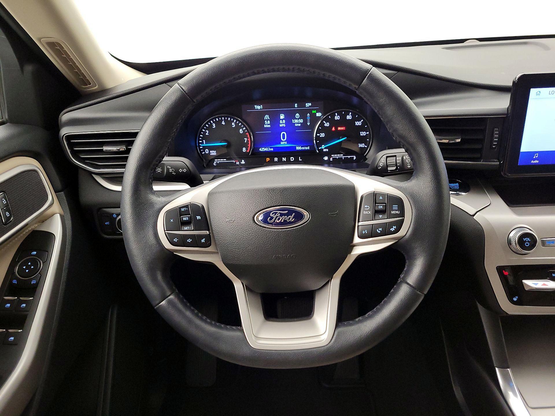 Thumbnail: 2022 Ford Explorer - 10