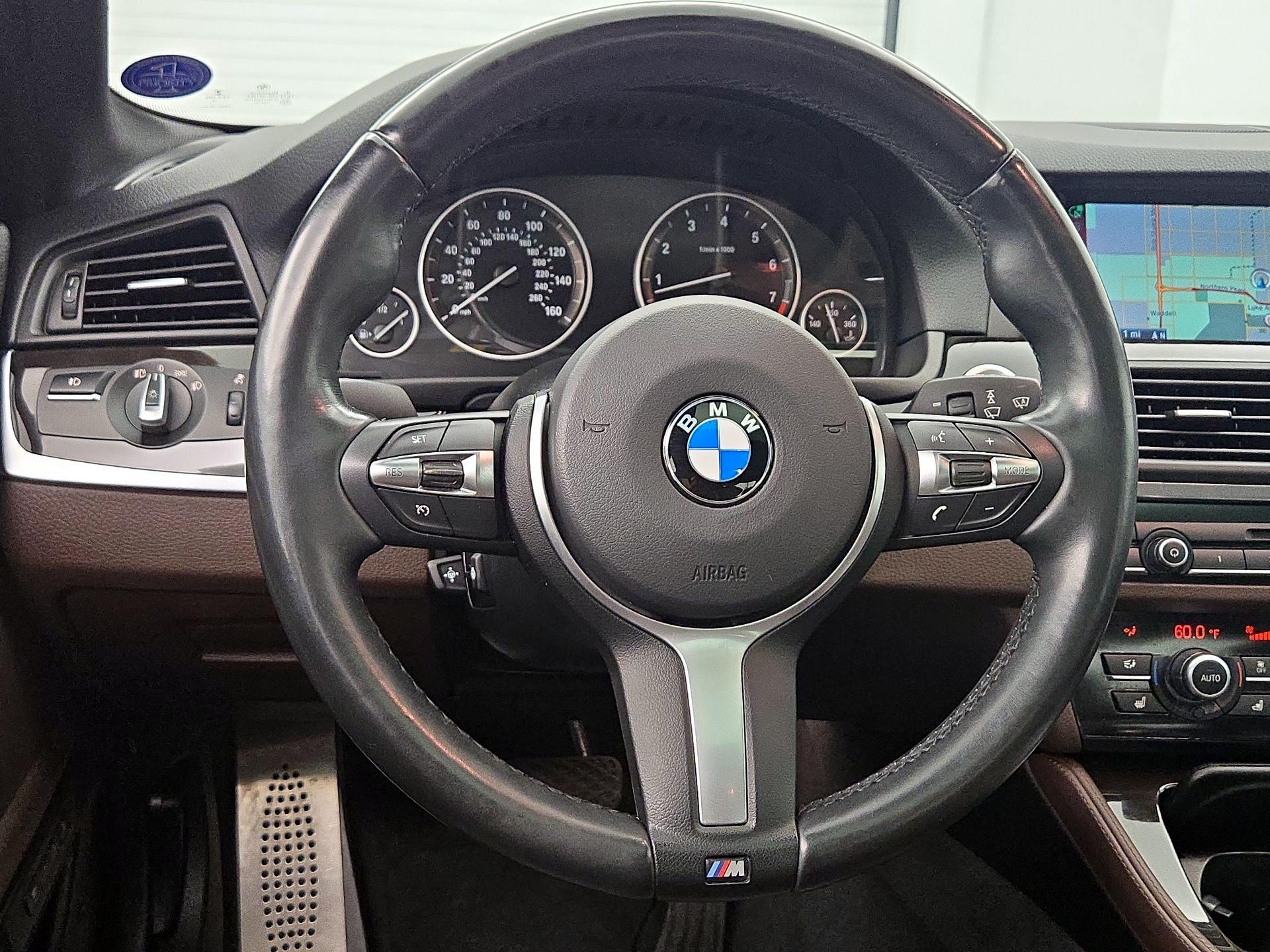 Thumbnail: 2015 BMW 5 Series - 10