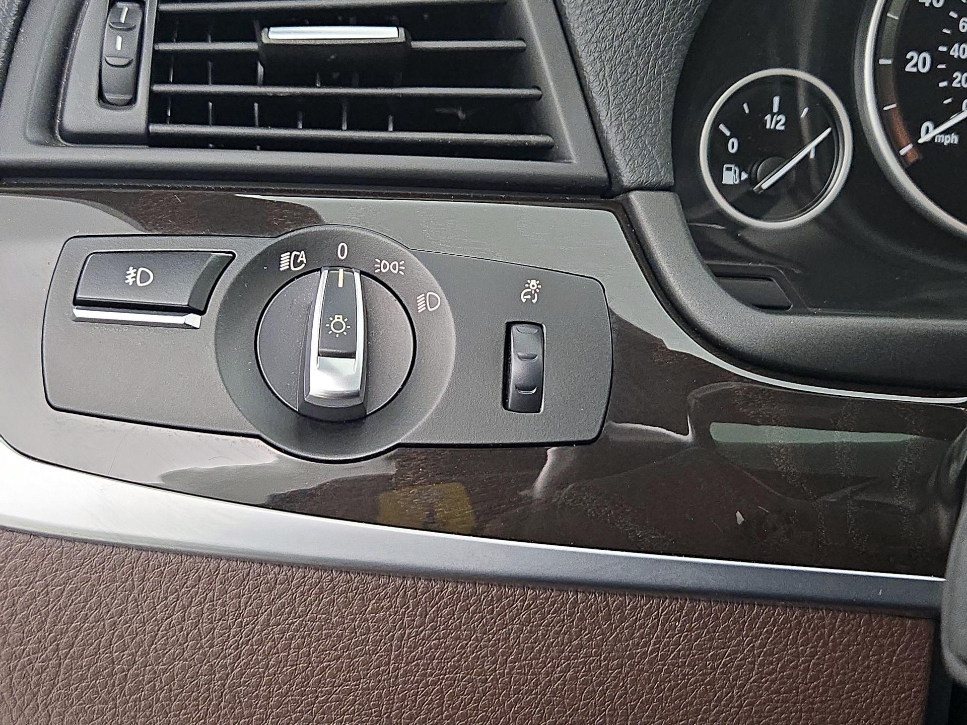 Thumbnail: 2015 BMW 5 Series - 13