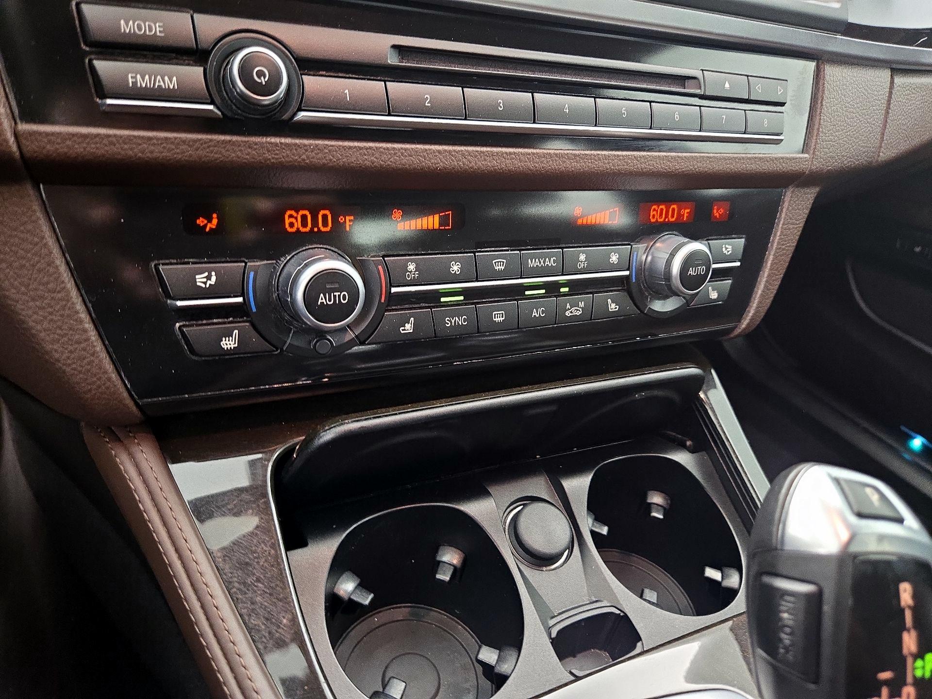 Thumbnail: 2015 BMW 5 Series - 17