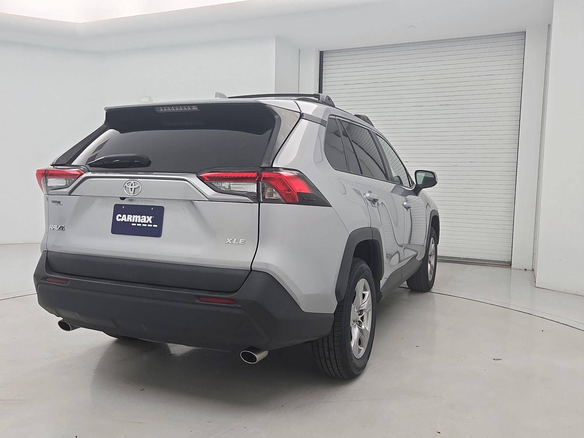 Thumbnail: 2022 Toyota RAV4 - 5