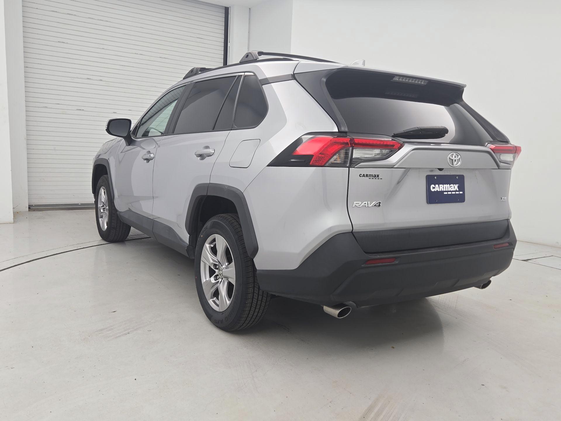 Thumbnail: 2022 Toyota RAV4 - 7