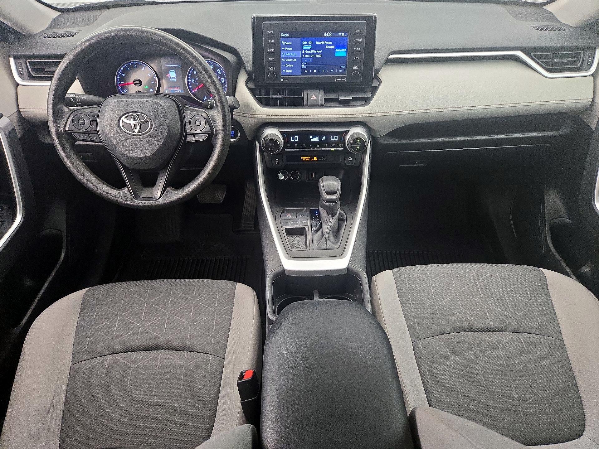Thumbnail: 2022 Toyota RAV4 - 8