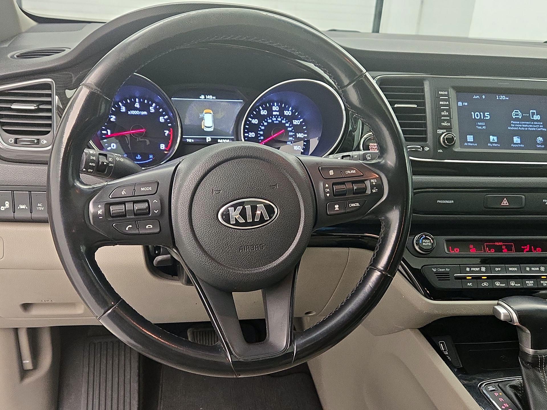 Thumbnail: 2020 Kia Sedona - 10