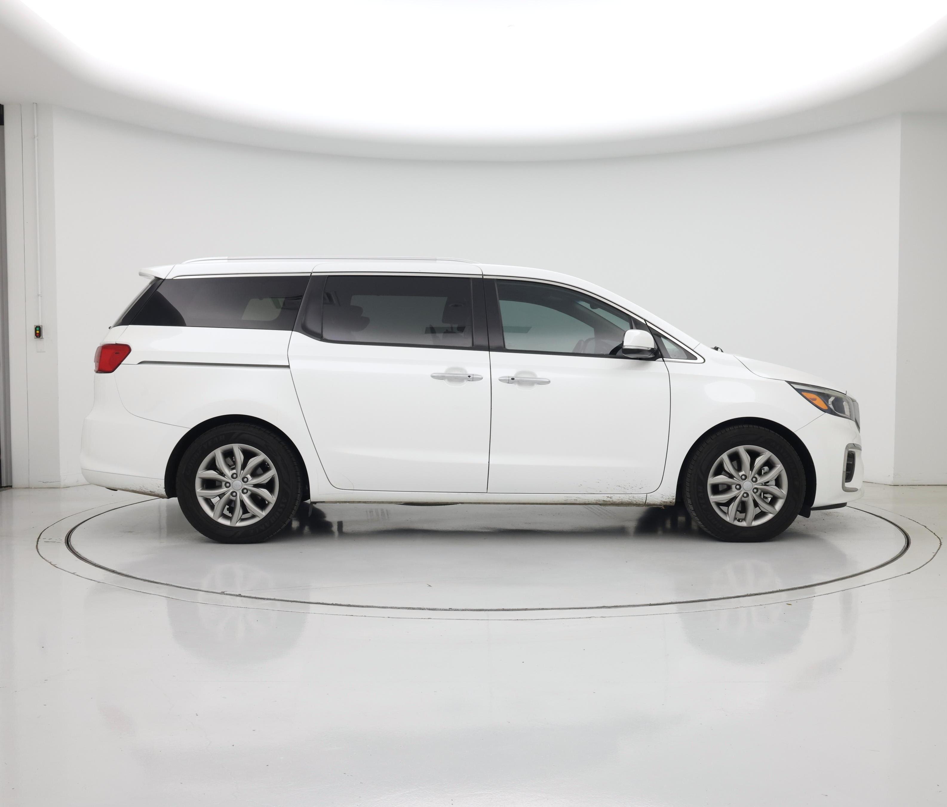 Thumbnail: 2020 Kia Sedona - 7