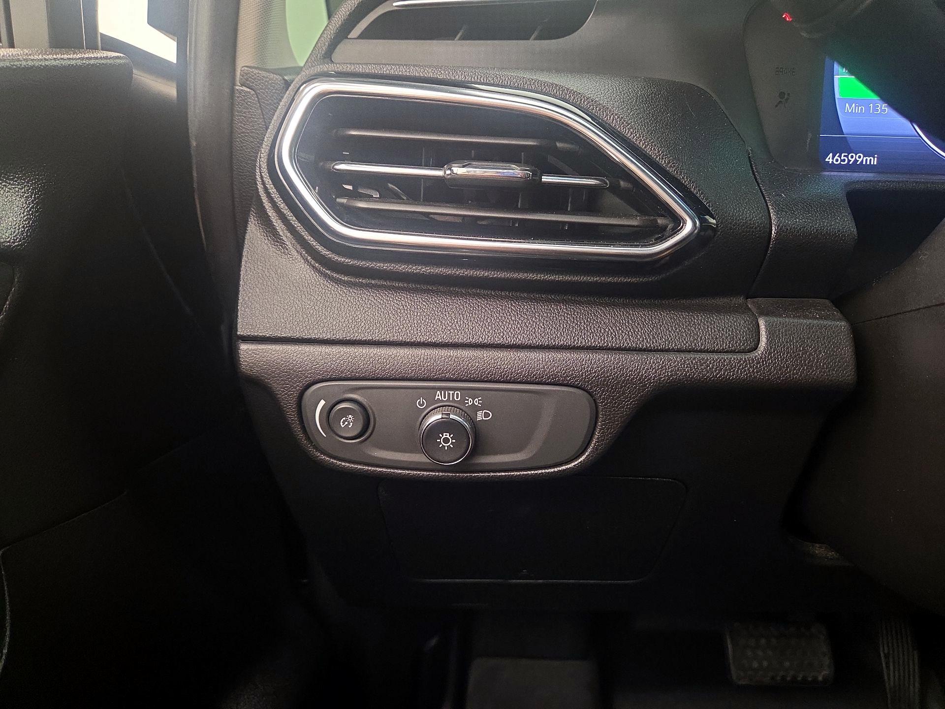 Thumbnail: 2023 Chevrolet Bolt EV - 13