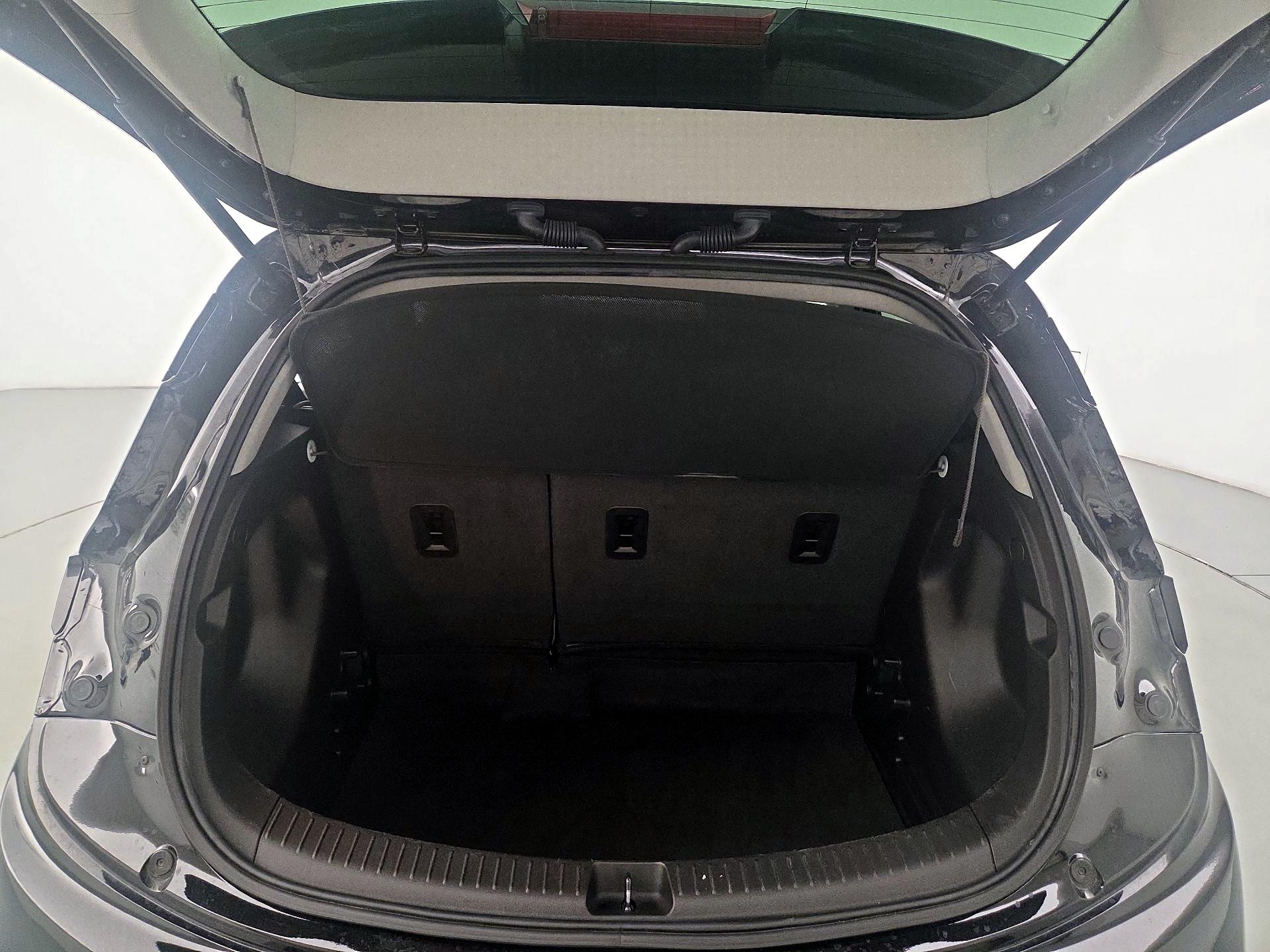 Thumbnail: 2023 Chevrolet Bolt EV - 20