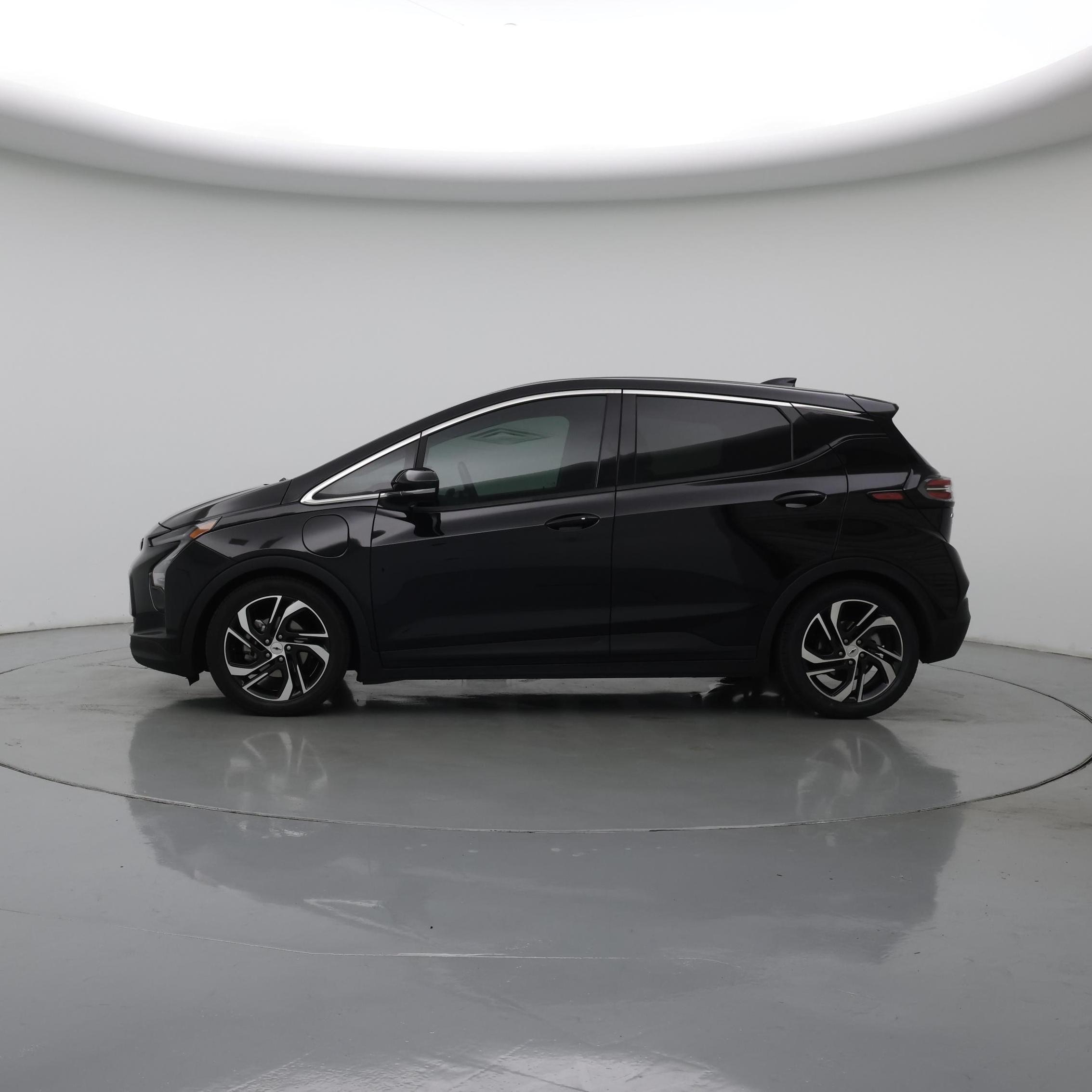 Thumbnail: 2023 Chevrolet Bolt EV - 3