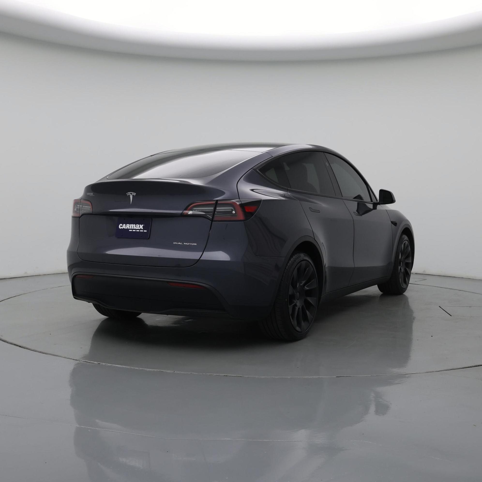 Thumbnail: 2023 Tesla Model Y - 8
