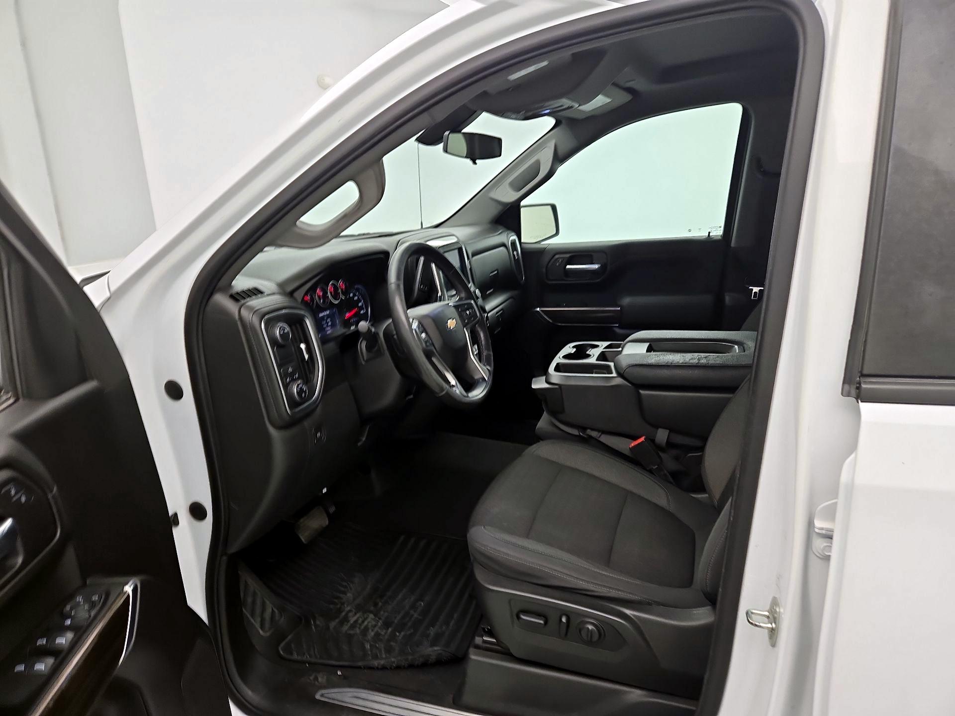 Thumbnail: 2021 Chevrolet Silverado 1500 - 11
