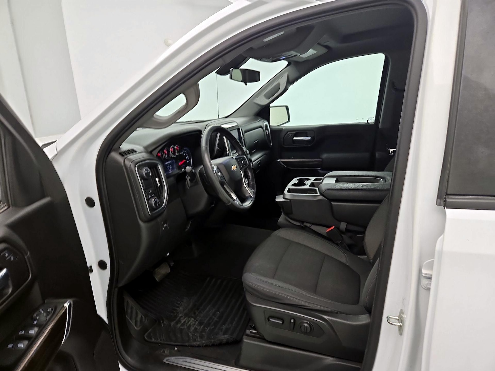 2021 Chevrolet Silverado 1500 LT - Photo 12