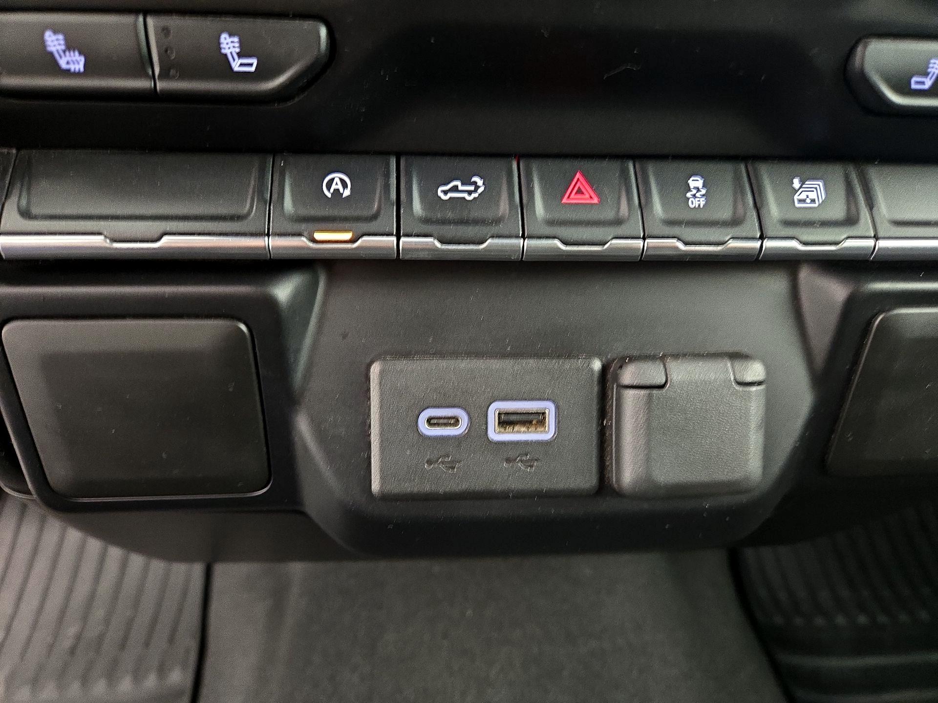 Thumbnail: 2021 Chevrolet Silverado 1500 - 18