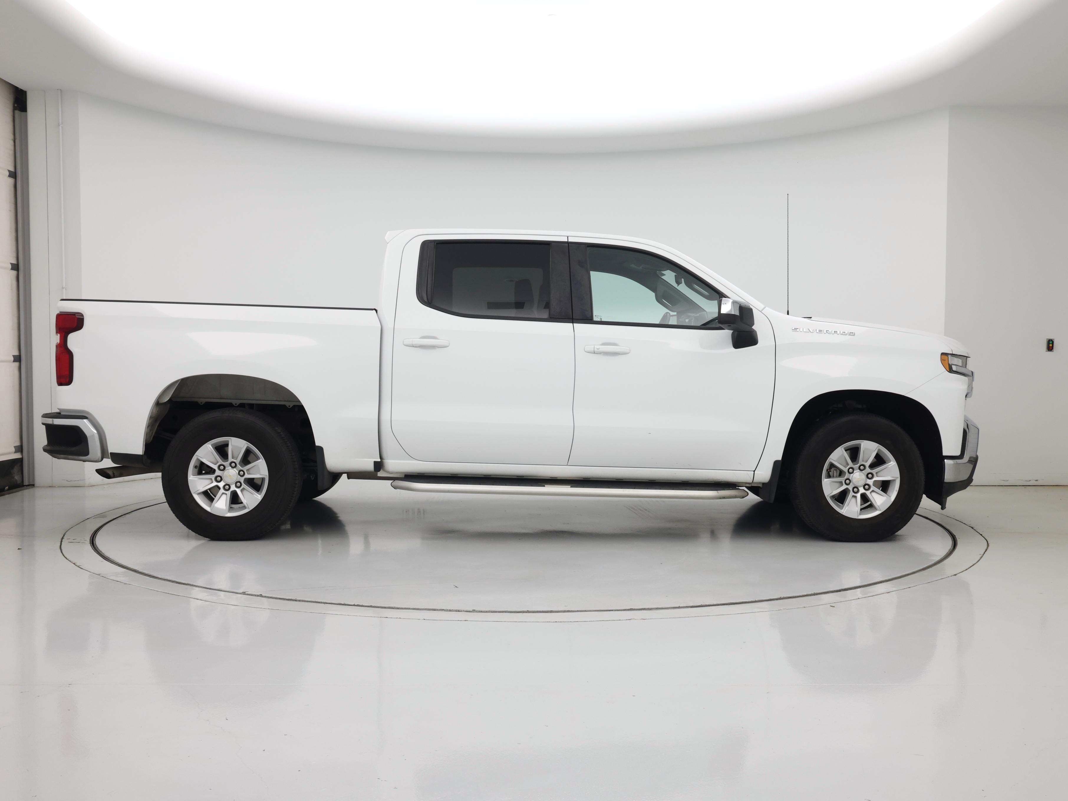 Thumbnail: 2021 Chevrolet Silverado 1500 - 2