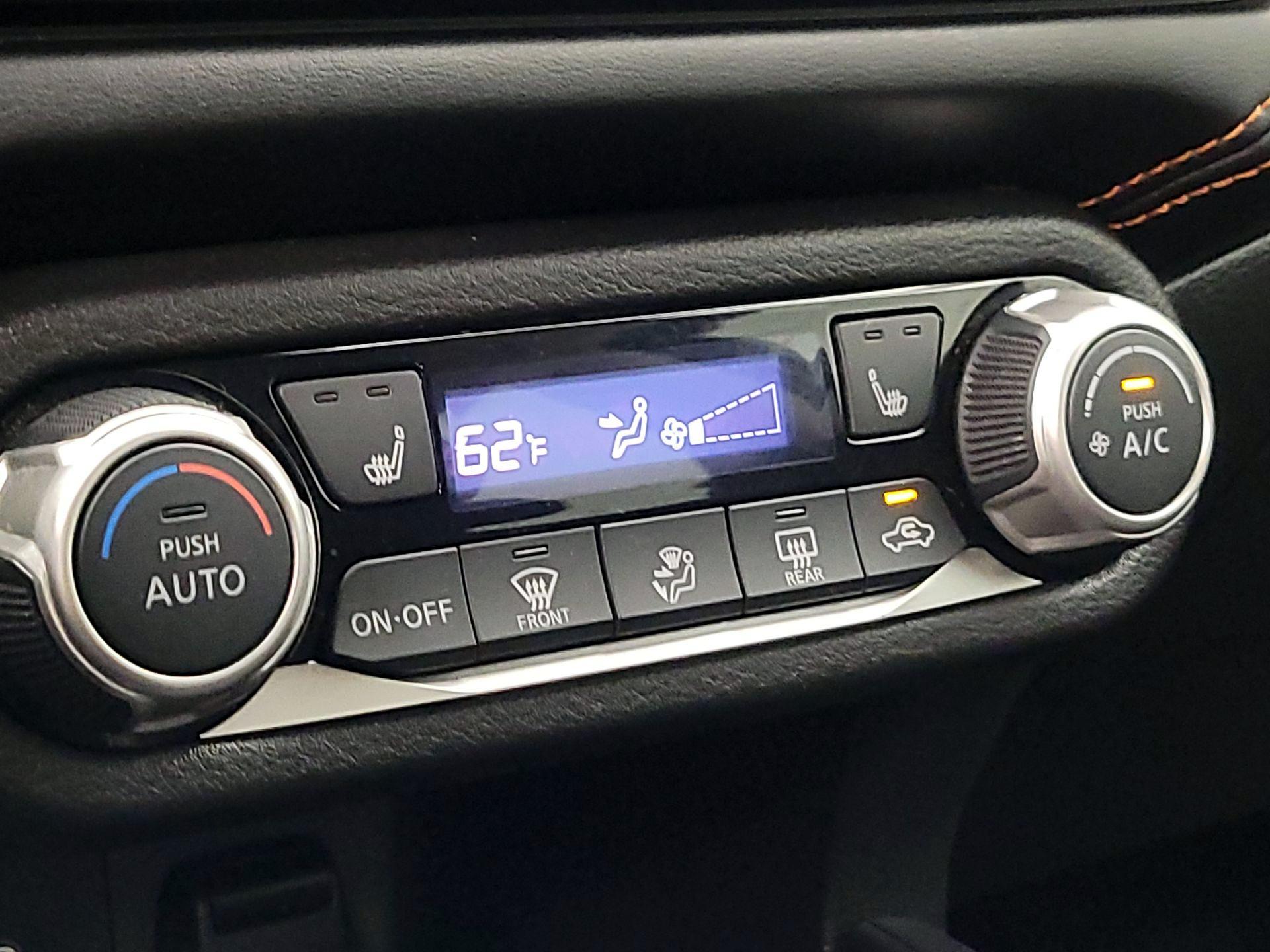 Thumbnail: 2020 Nissan Versa - 15