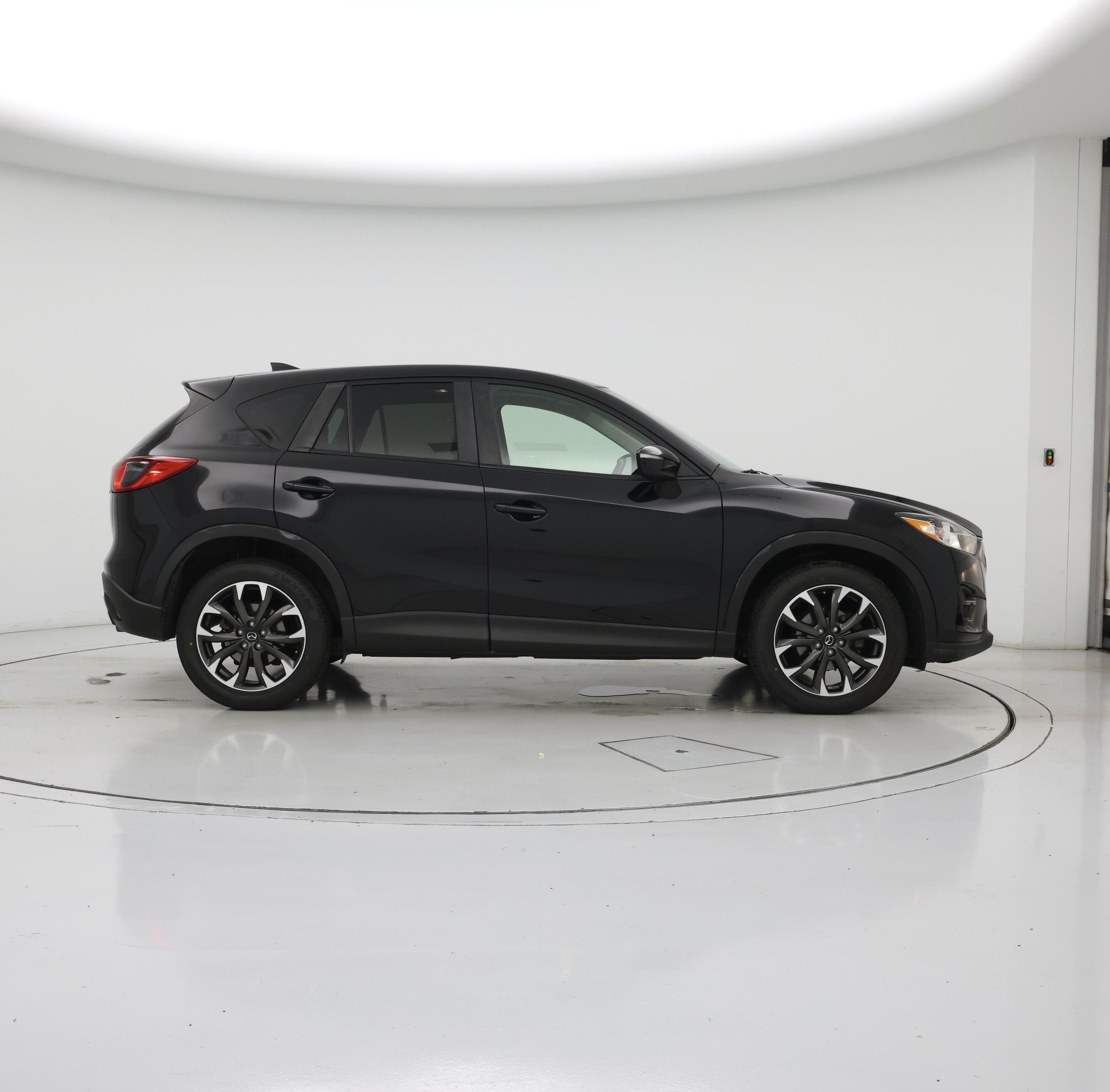 Thumbnail: 2016 Mazda CX-5 - 7