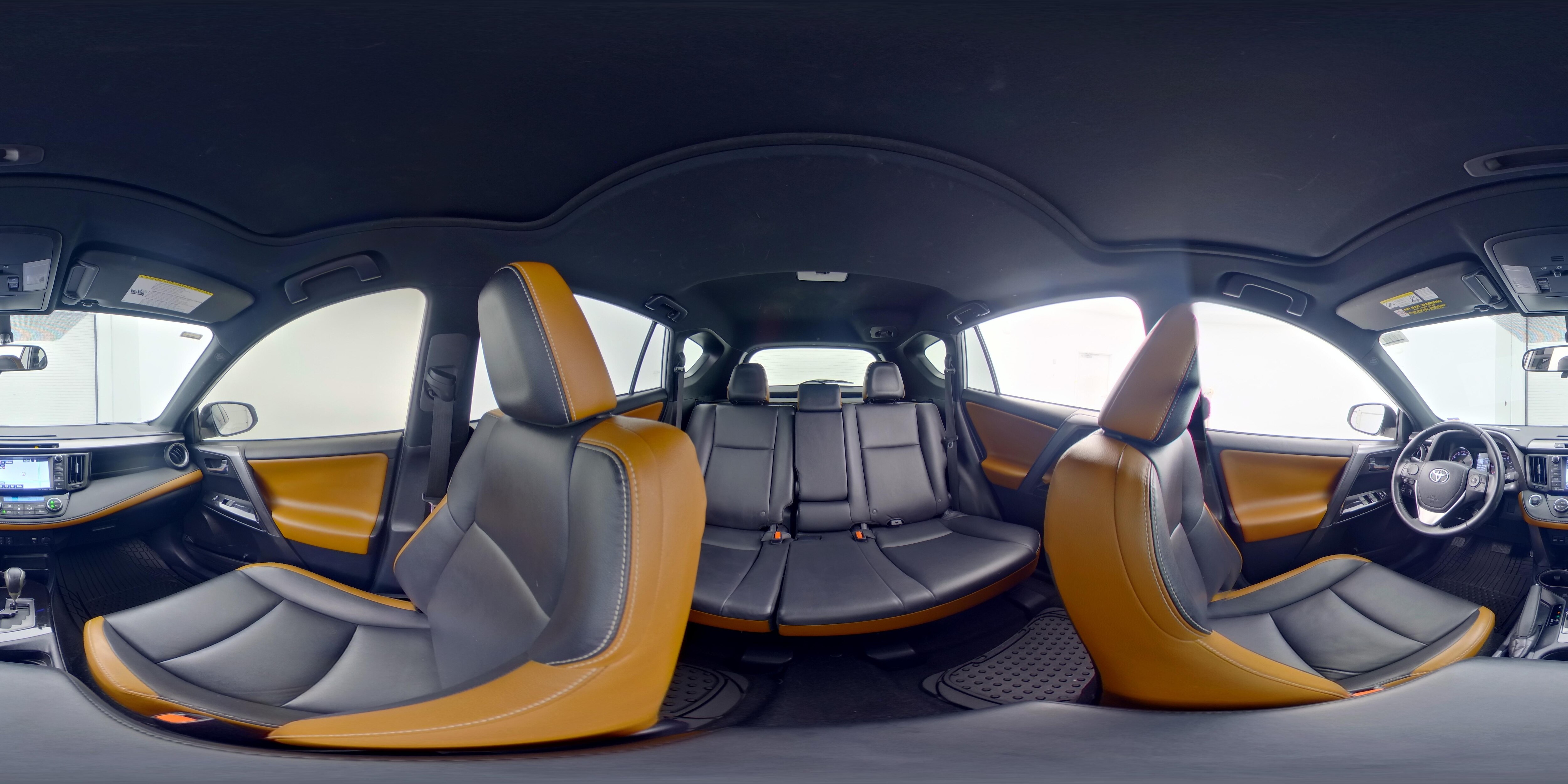 2016 Toyota RAV4 SE - Photo 26