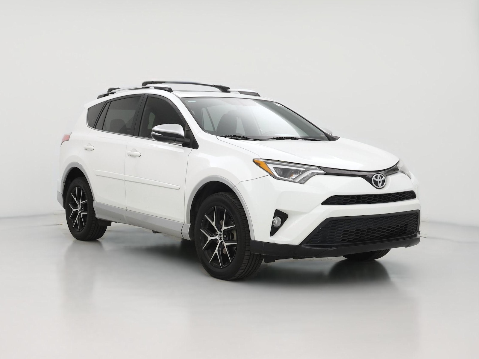 2016 Toyota RAV4 SE - Photo 1
