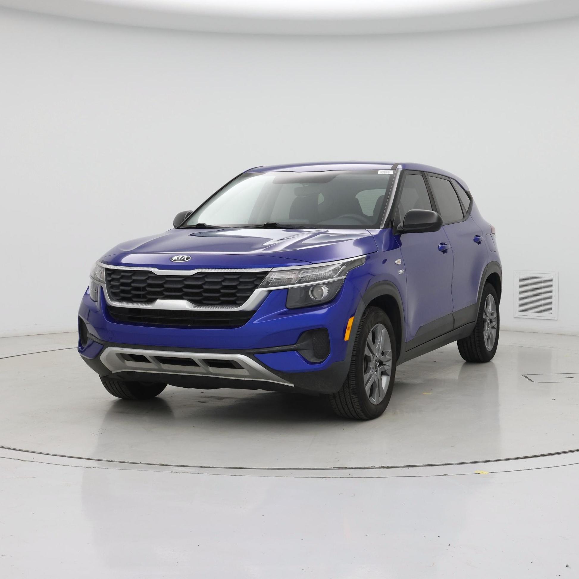 Thumbnail: 2021 Kia Seltos - 4