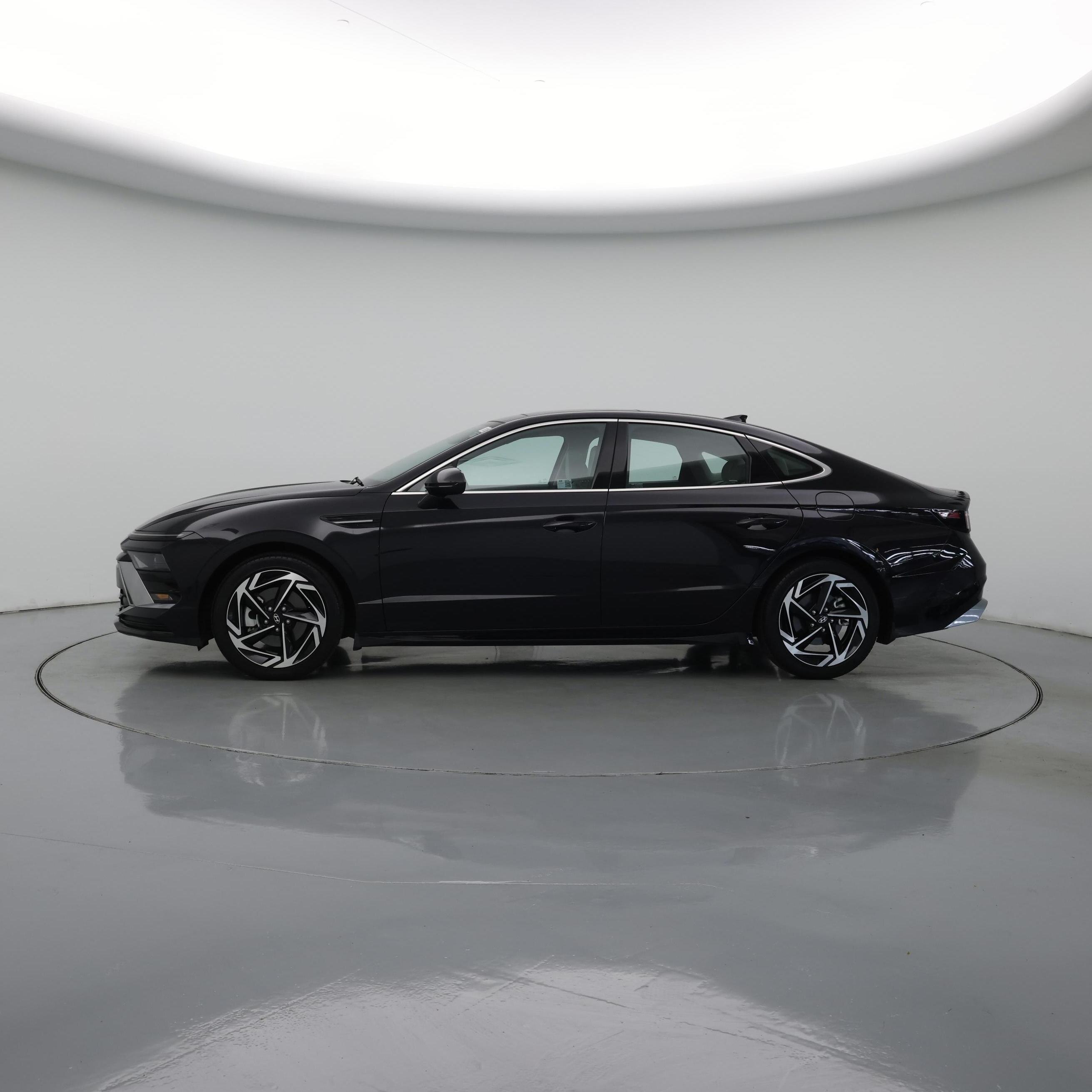 Thumbnail: 2024 Hyundai Sonata - 3