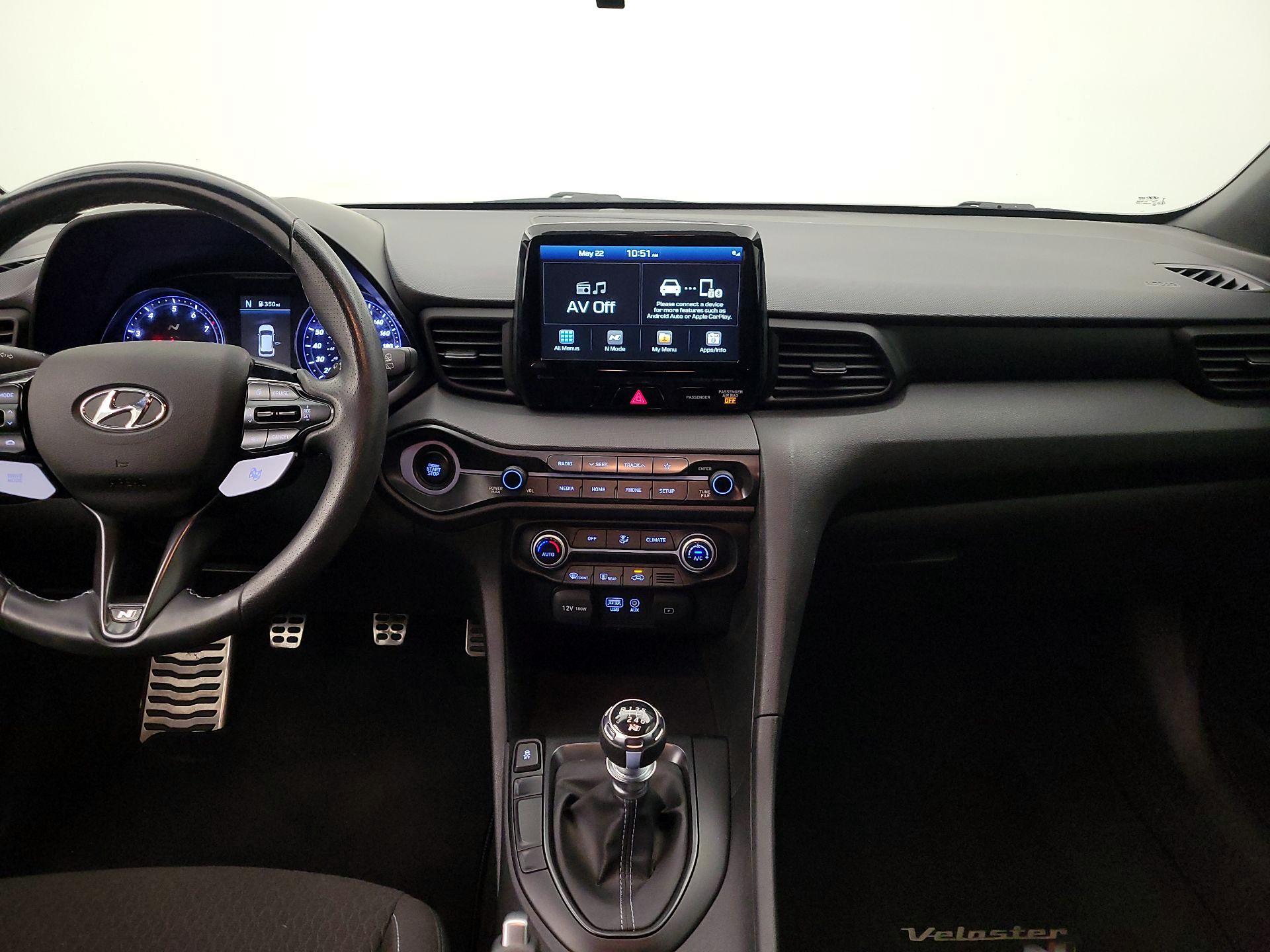 Thumbnail: 2020 Hyundai Veloster - 9