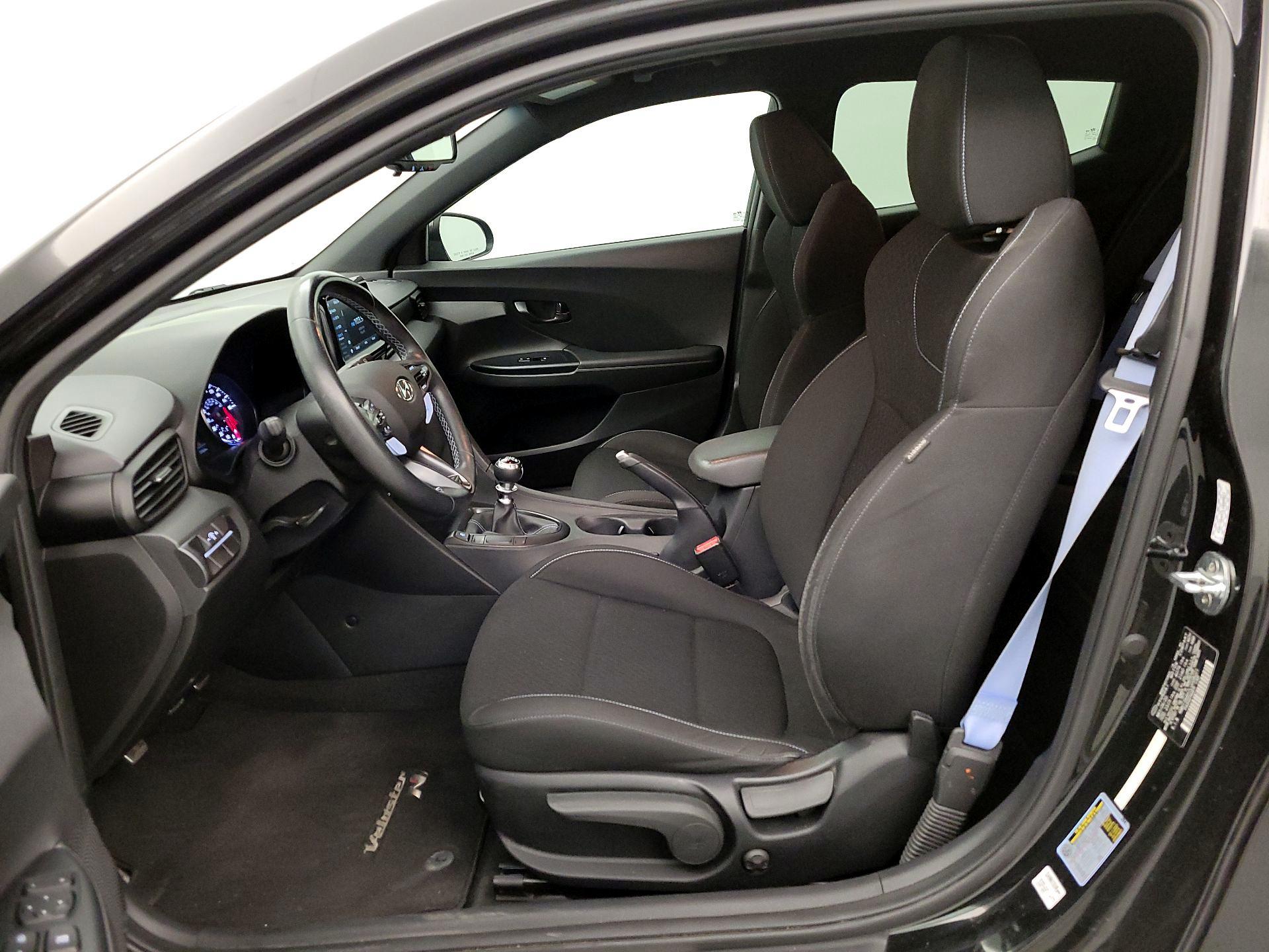 Thumbnail: 2020 Hyundai Veloster - 11