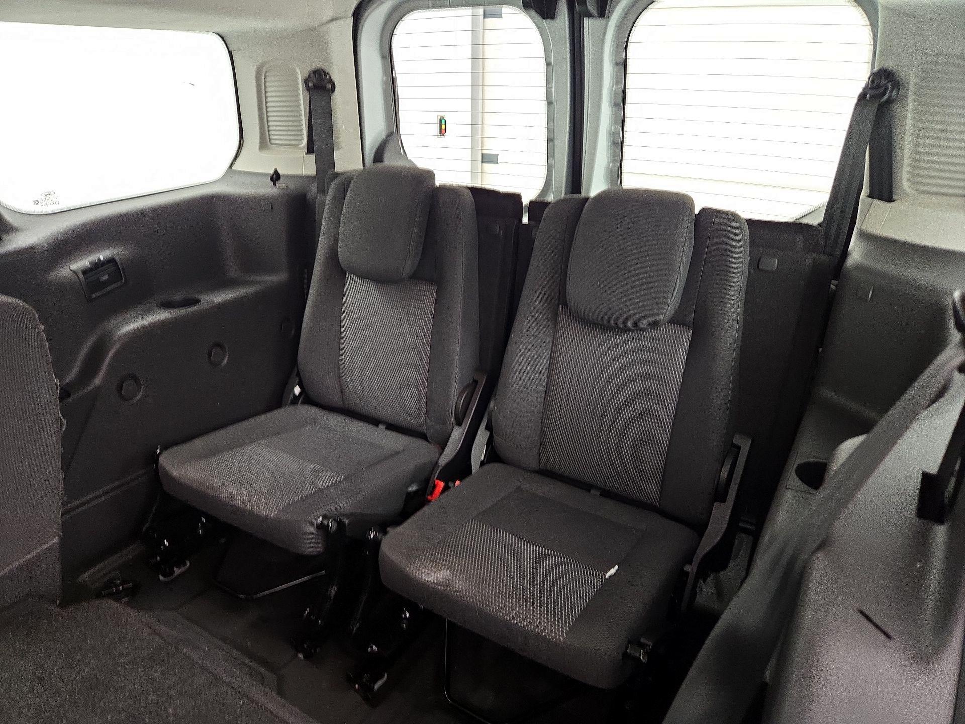 Thumbnail: 2017 Ford Transit Series - 18