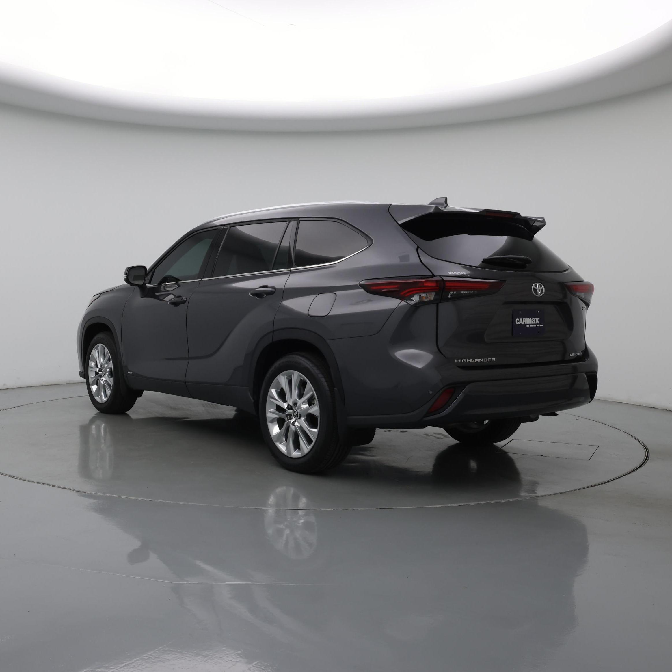 Thumbnail: 2025 Toyota Highlander - 2